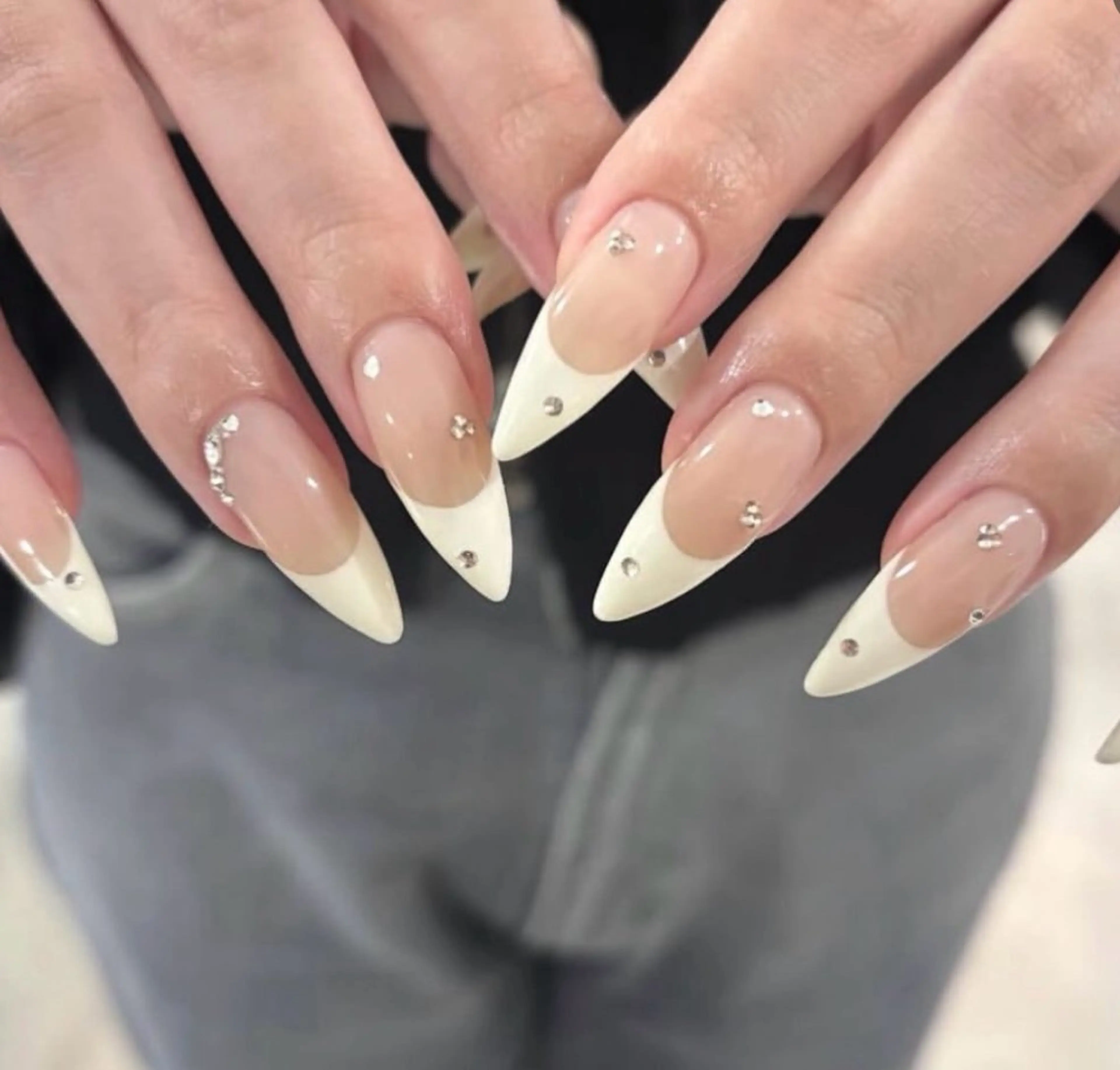 ネイル アートネイル フレンチネイル ジェルネイル キラキラネイル ニュアンスネイル ハンドネイル Ryunail所属・Ryu Nail NekoChanのネイルデザイン