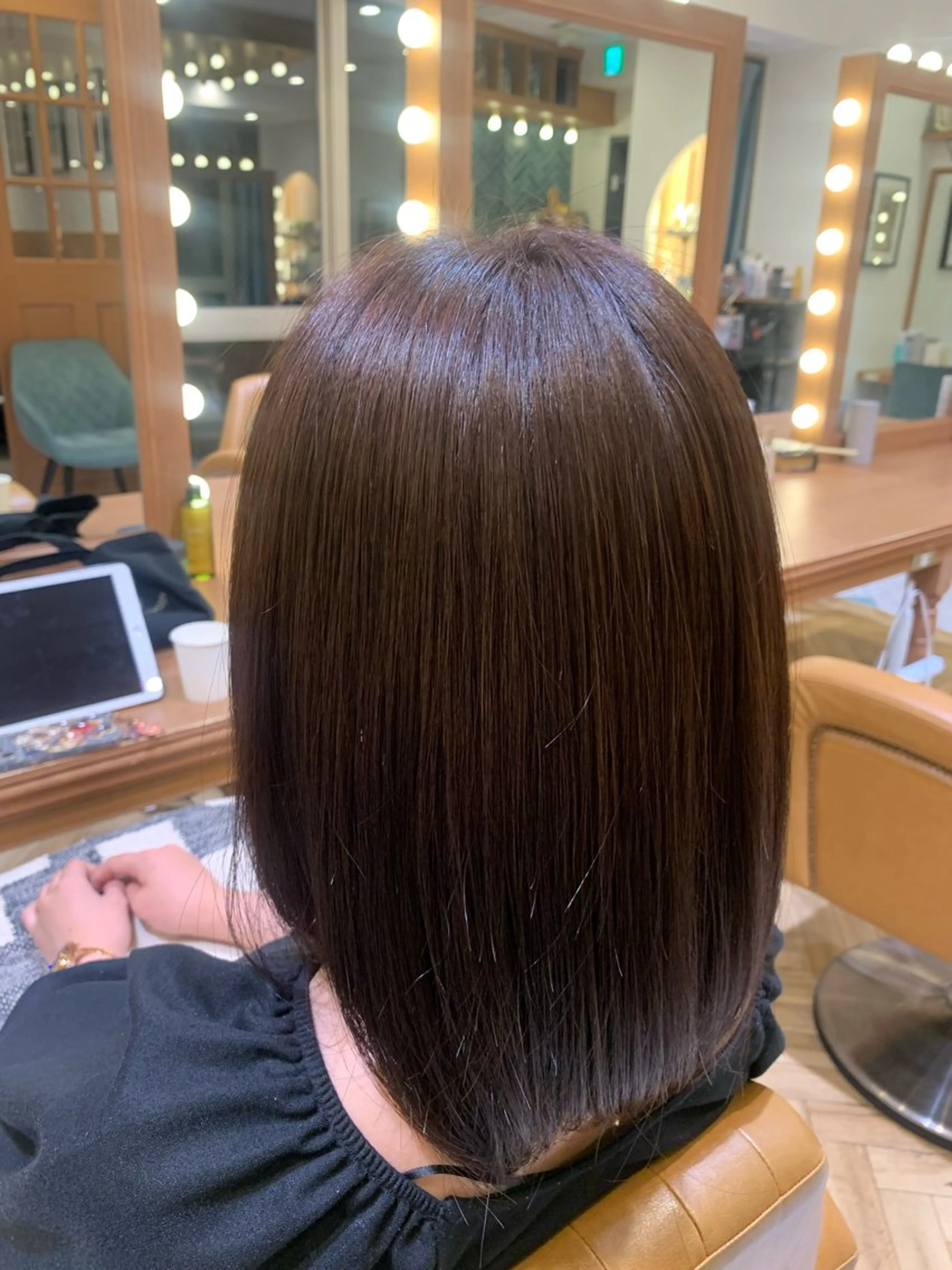カラー 🩶柴谷 美月🩶ボブ・パーマのヘアスタイル