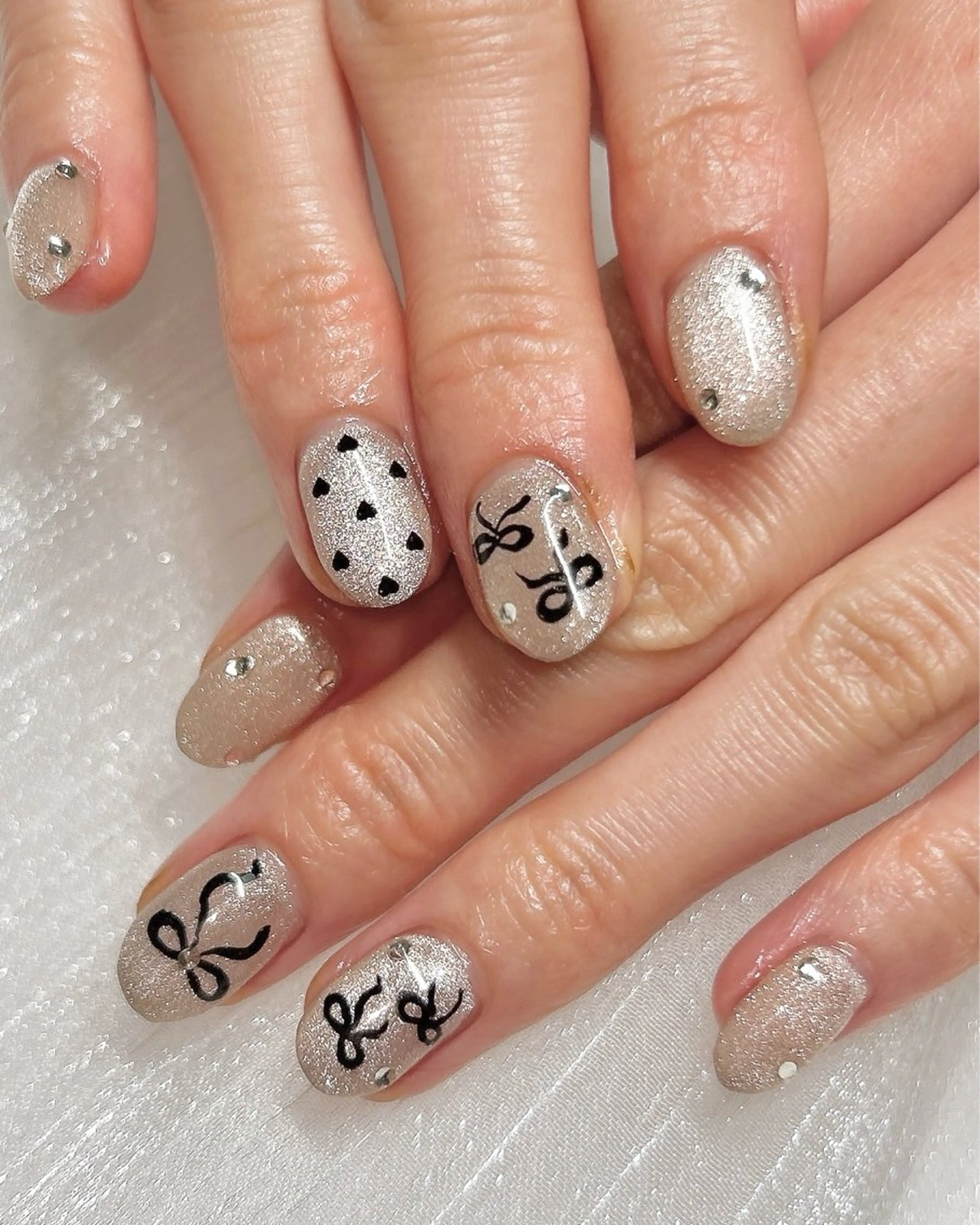 ネイル リボン ハンドネイル ten nail salon　かえでのネイルデザイン