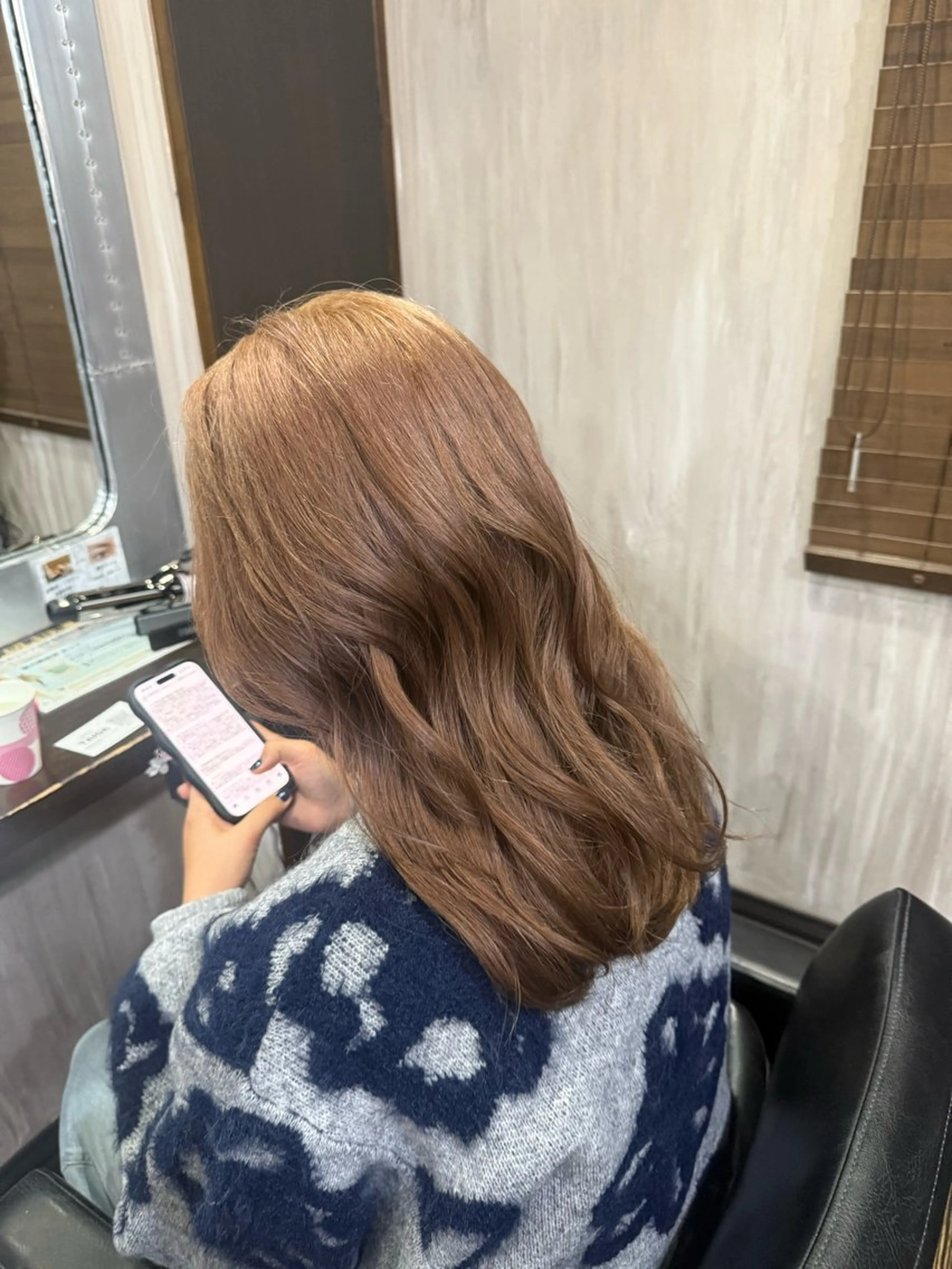 ミディアム カラー ベージュカラー ミルクティーベージュ ヘアカラー トリートメント メンズカット/パーマ 艶カラーTAIGA︎のヘアスタイル