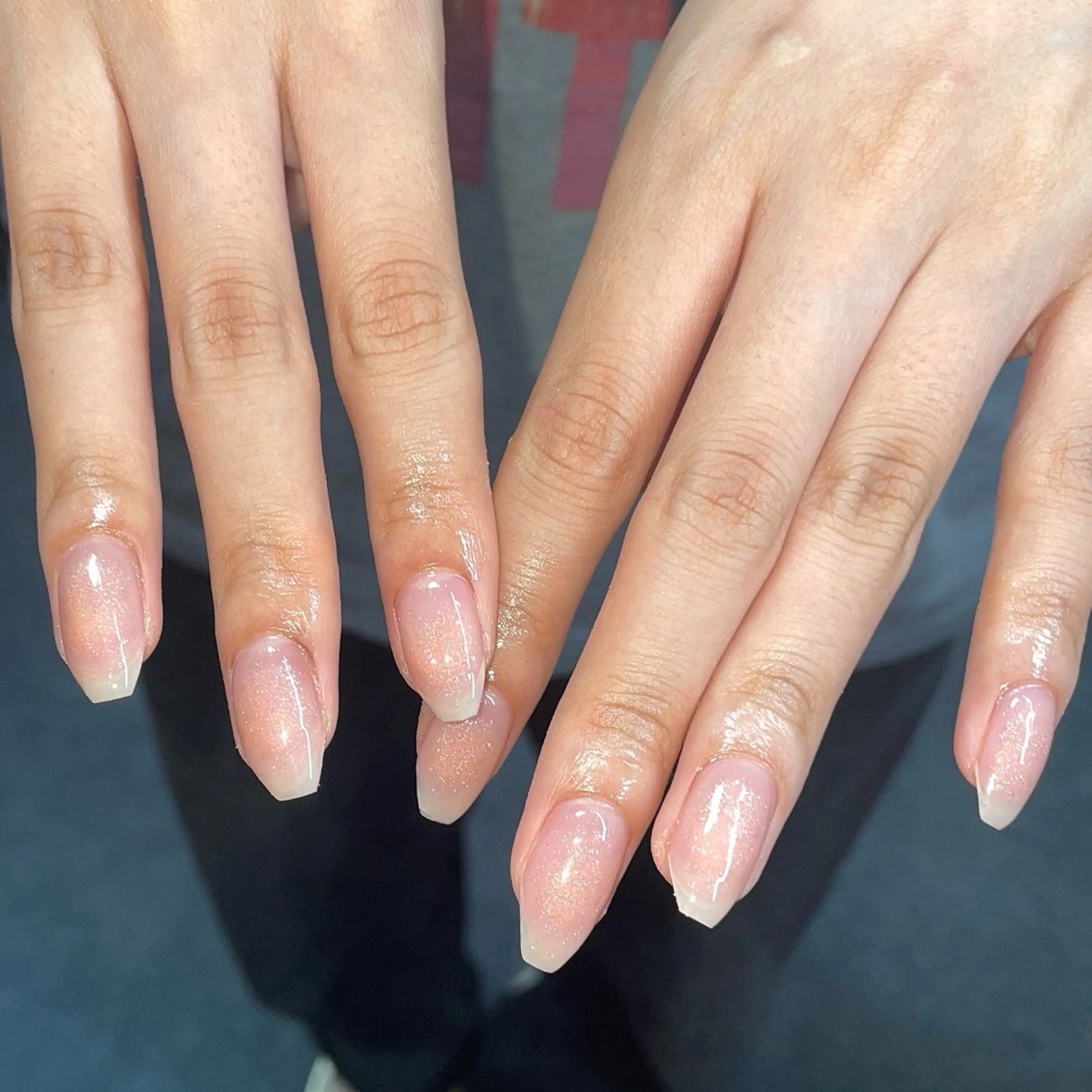 ネイル チークネイル ガーリー キラキラネイル ピンク シンプルネイル ハンドネイル ハンドケア 🎀NAIL🎀 AI🪄︎︎◝✩のネイルデザイン