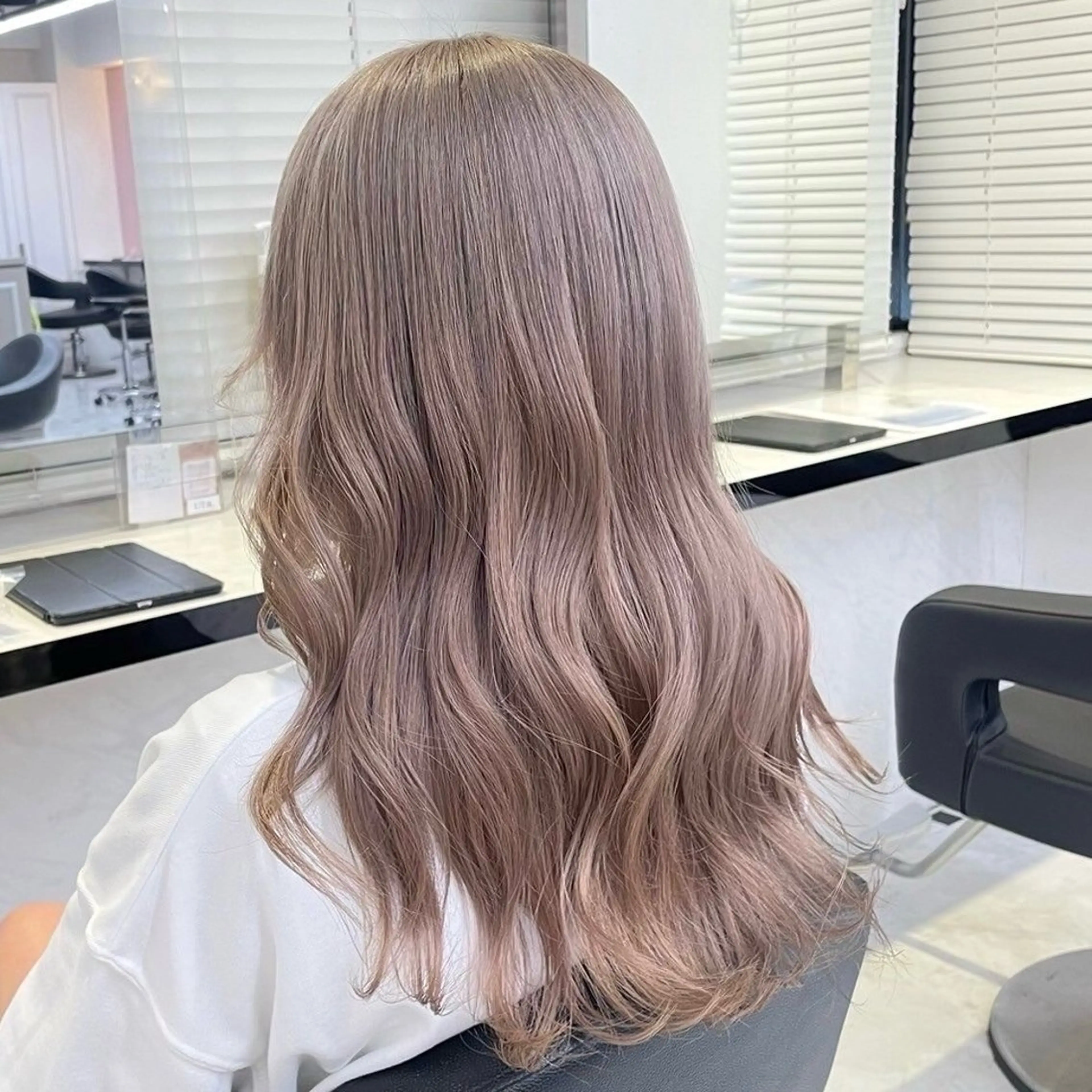 ミディアム カラー 🎀🧁ダメージレス 艶髪カラー🧁🎀のヘアスタイル