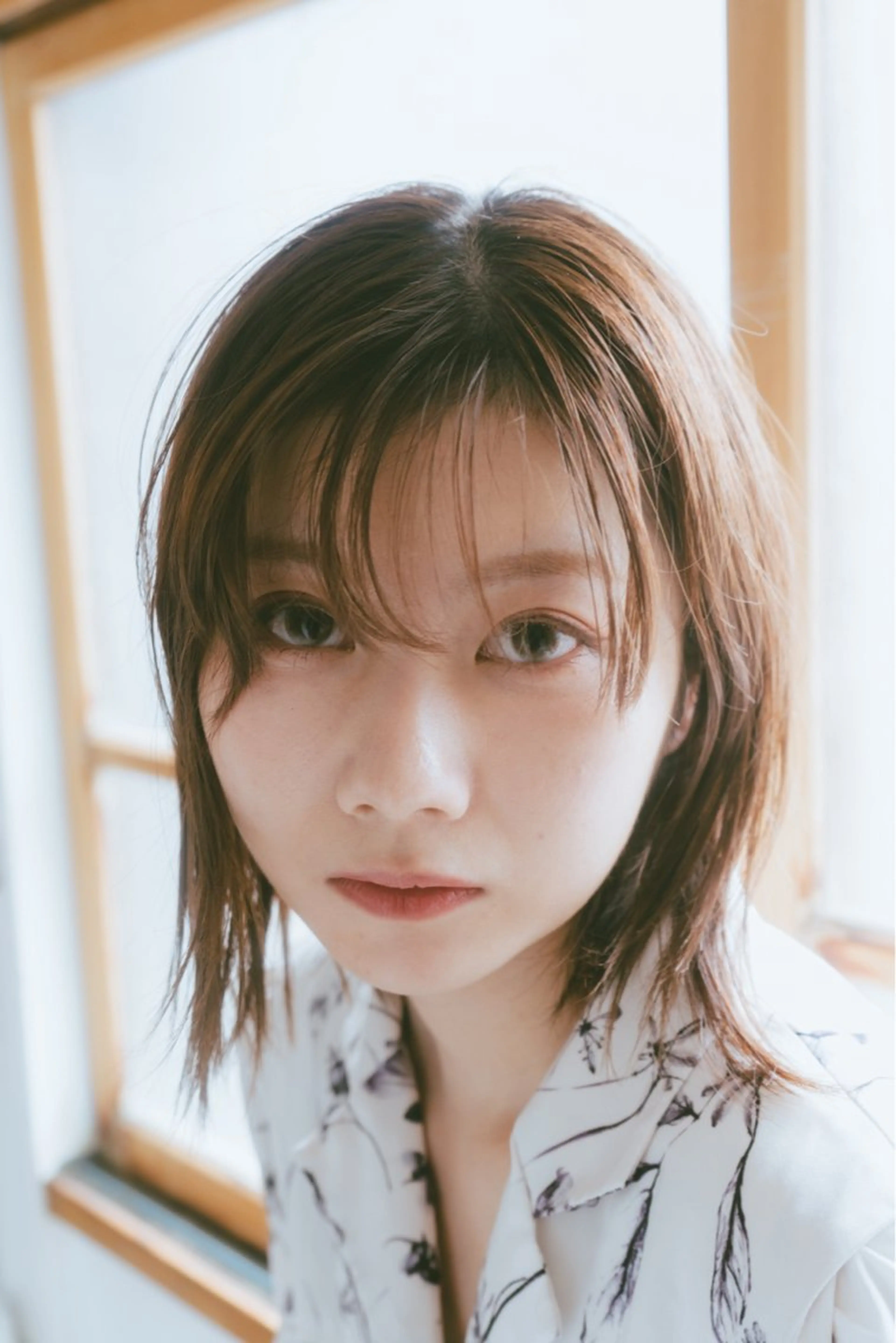 ミディアム ササキ ヨシヒトのヘアスタイル