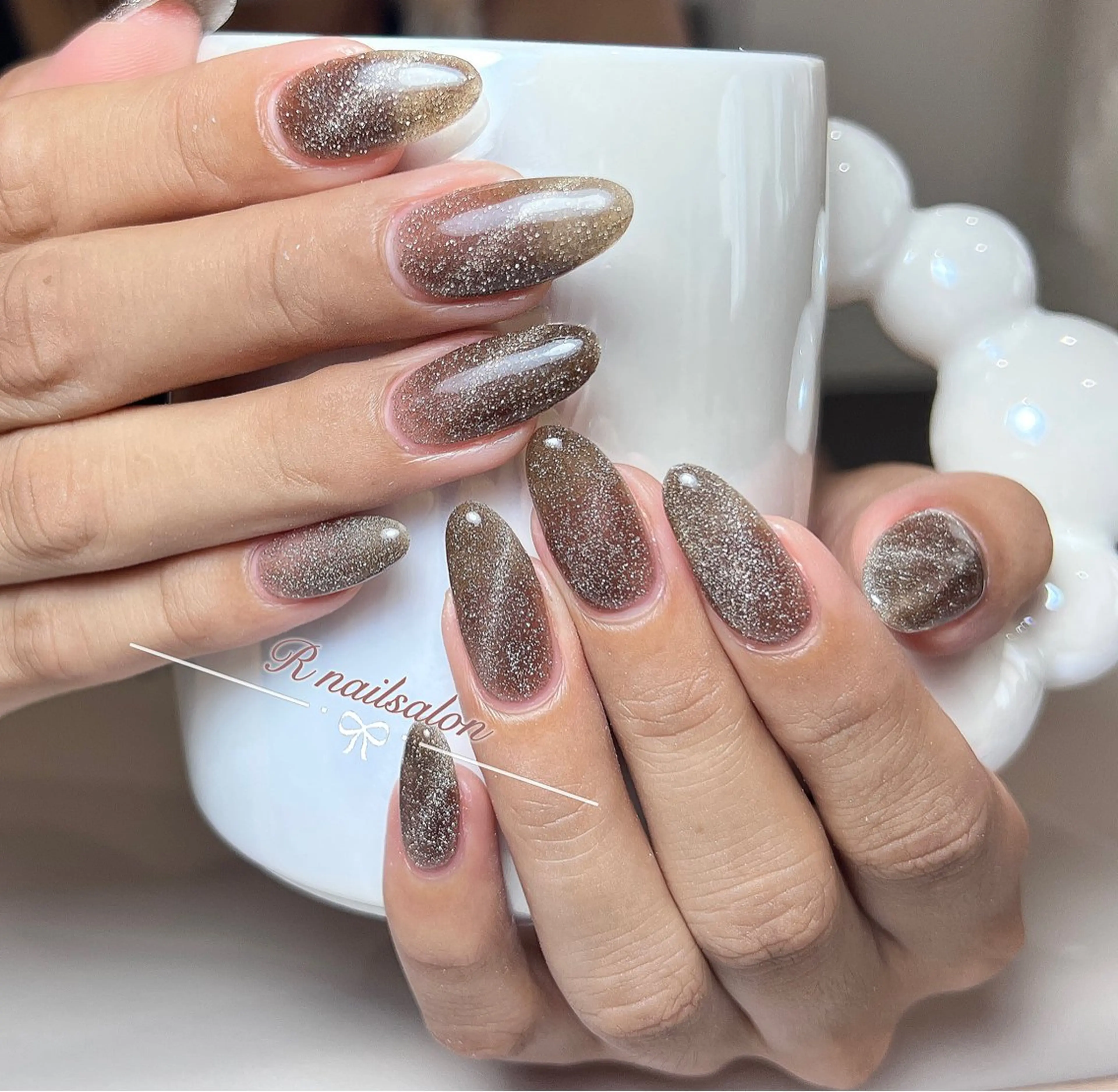 ロング ハンドネイル R NAILSALONのネイルデザイン