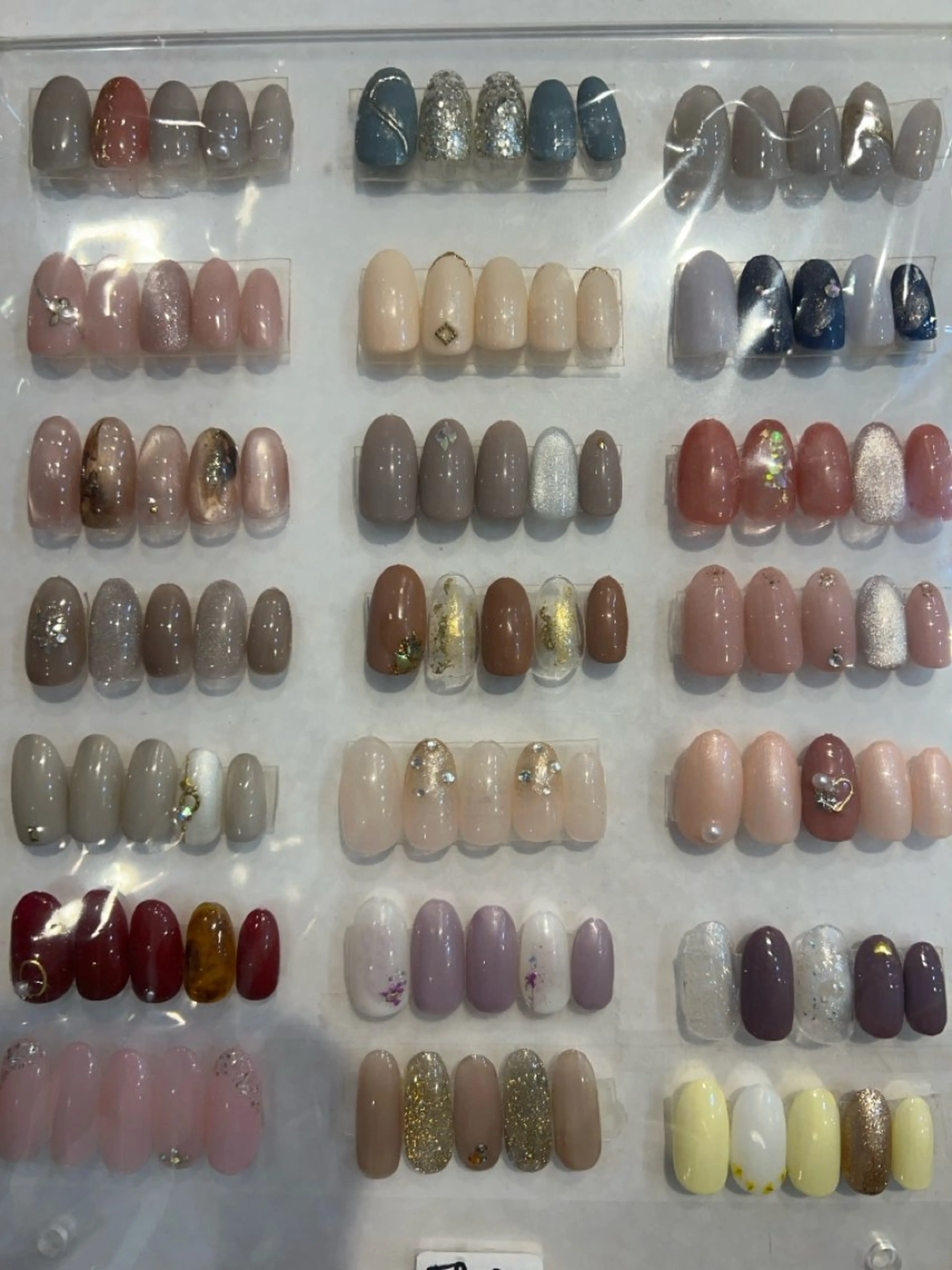 ネイル ハンドネイル ネイル＆まつ毛 COCONail 池袋東口所属・COCONeil 井上のネイルデザイン