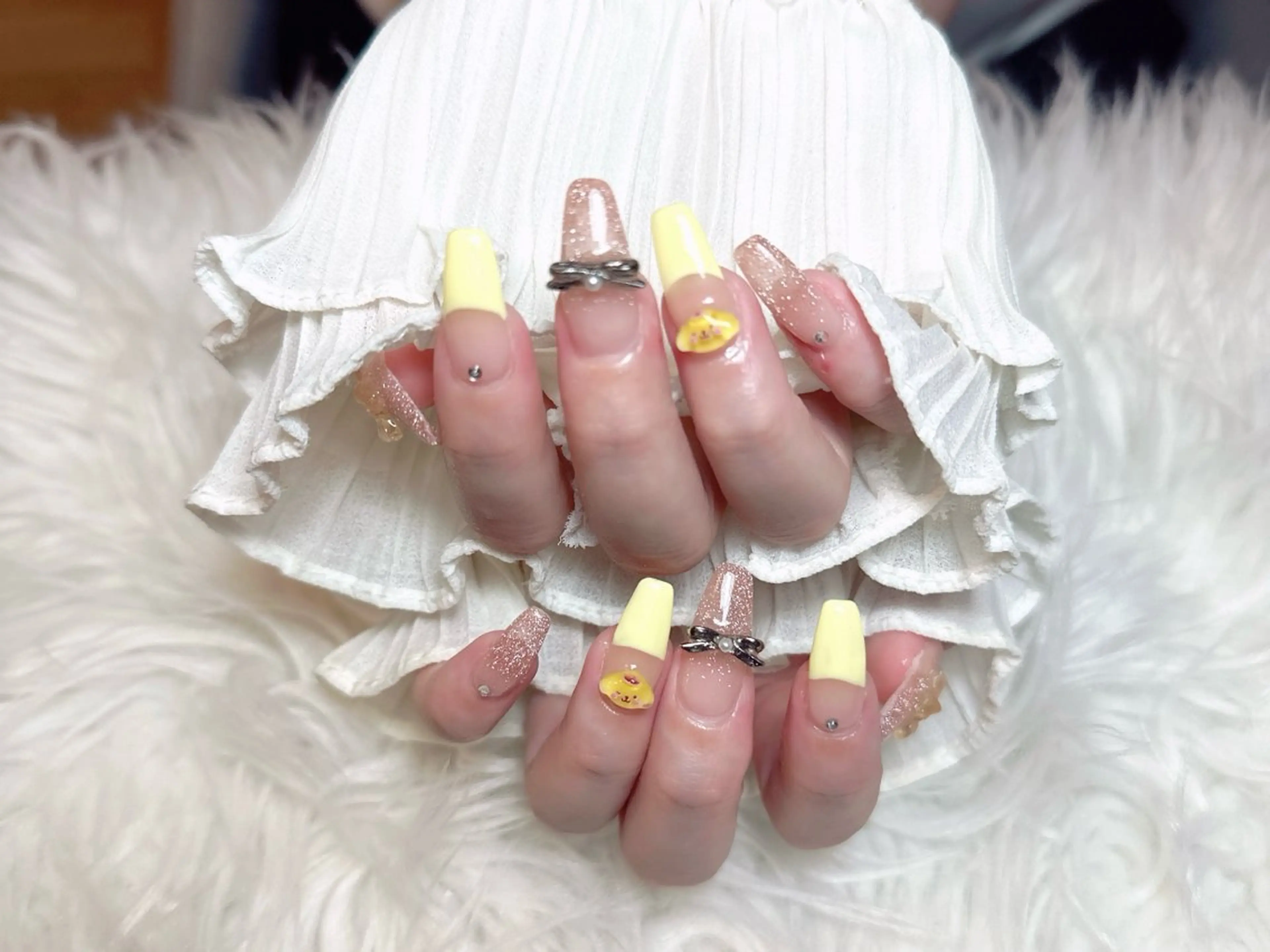 ネイル ハンドネイル ☁️Yun nail KiKi☁️のネイルデザイン