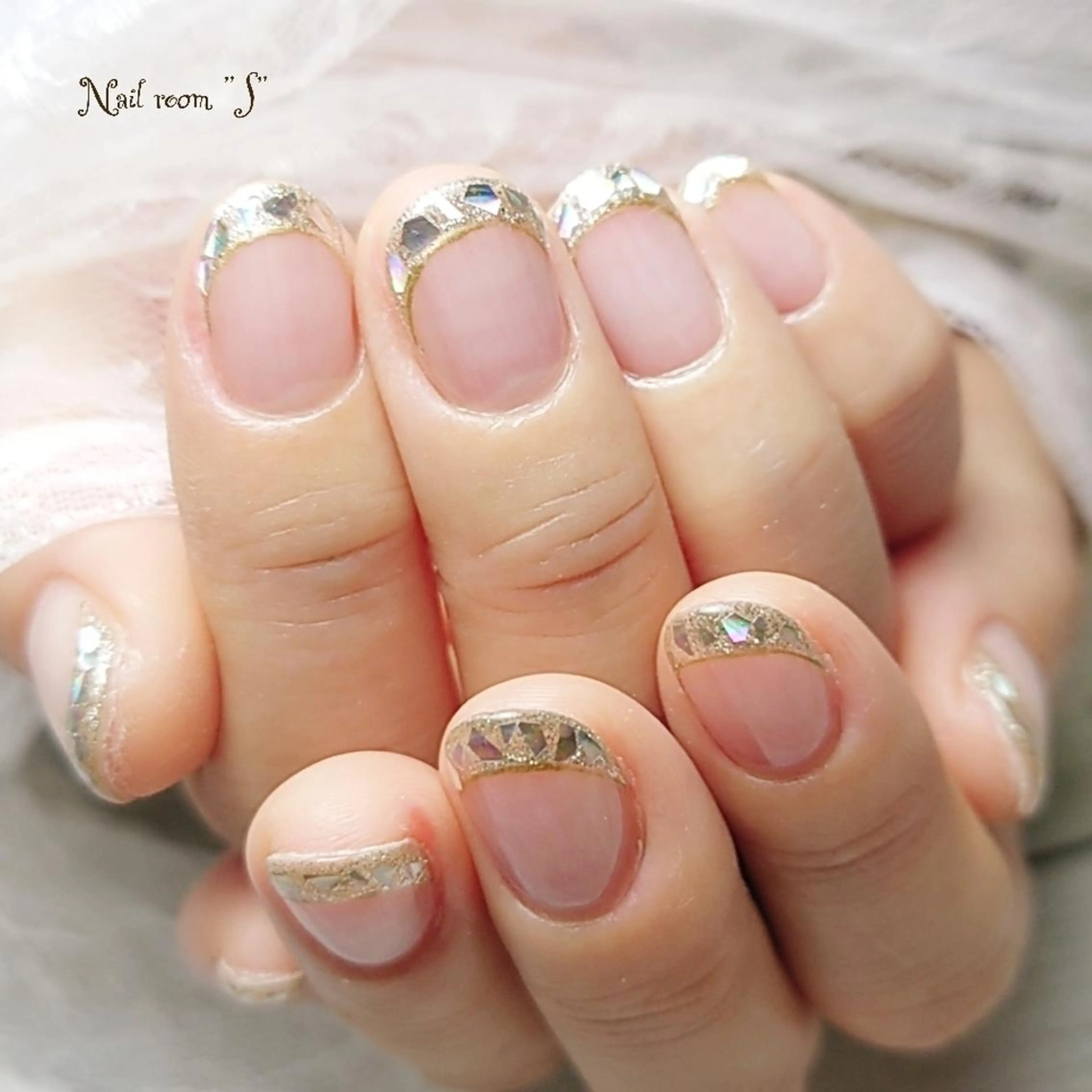 ネイル フレンチネイル ガラスフレンチ Nail room  "S"  SAKAIのネイルデザイン