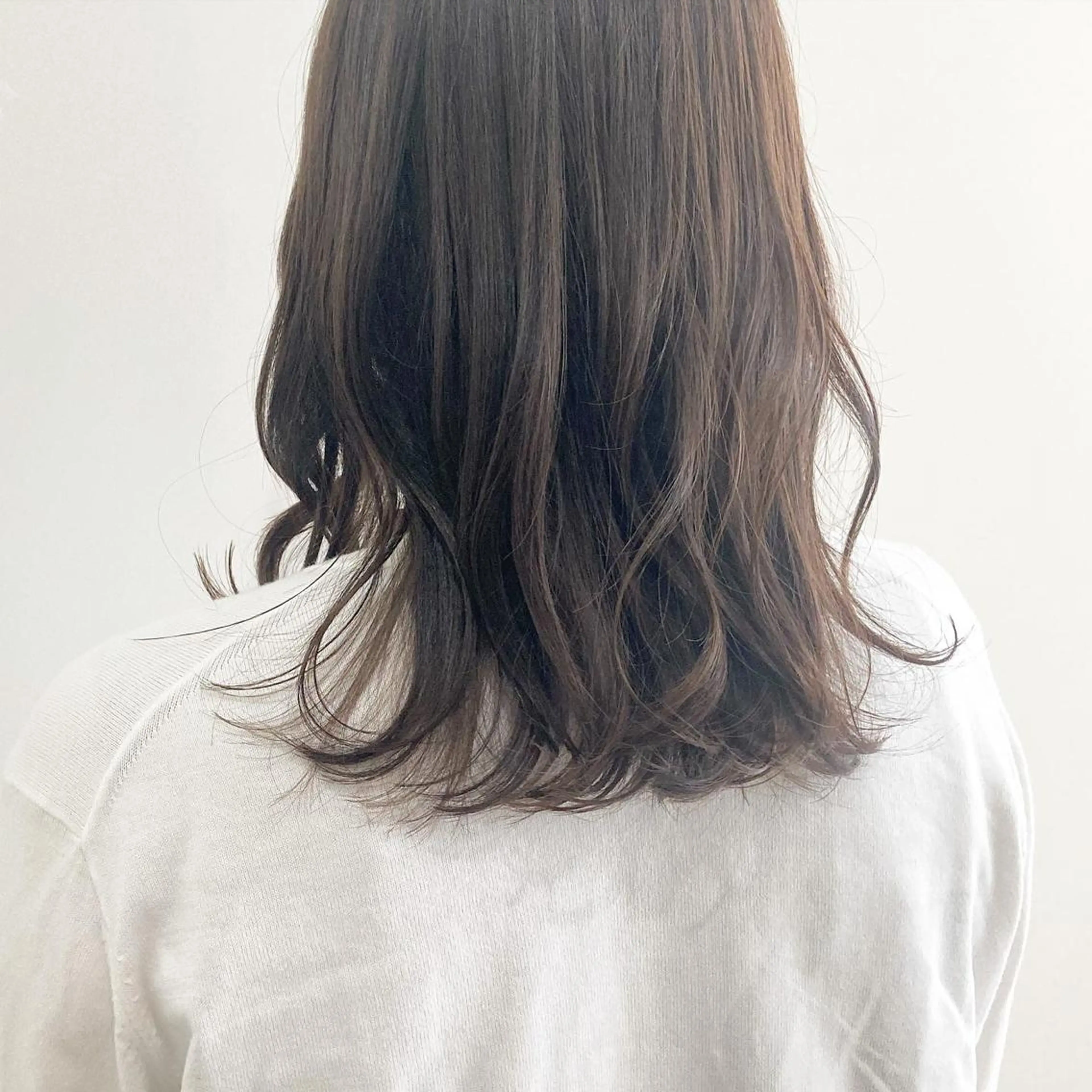 ミディアム カラー ベージュカラー 透明感カラー お洒落パーマ/ 艶カラー/michiのヘアスタイル