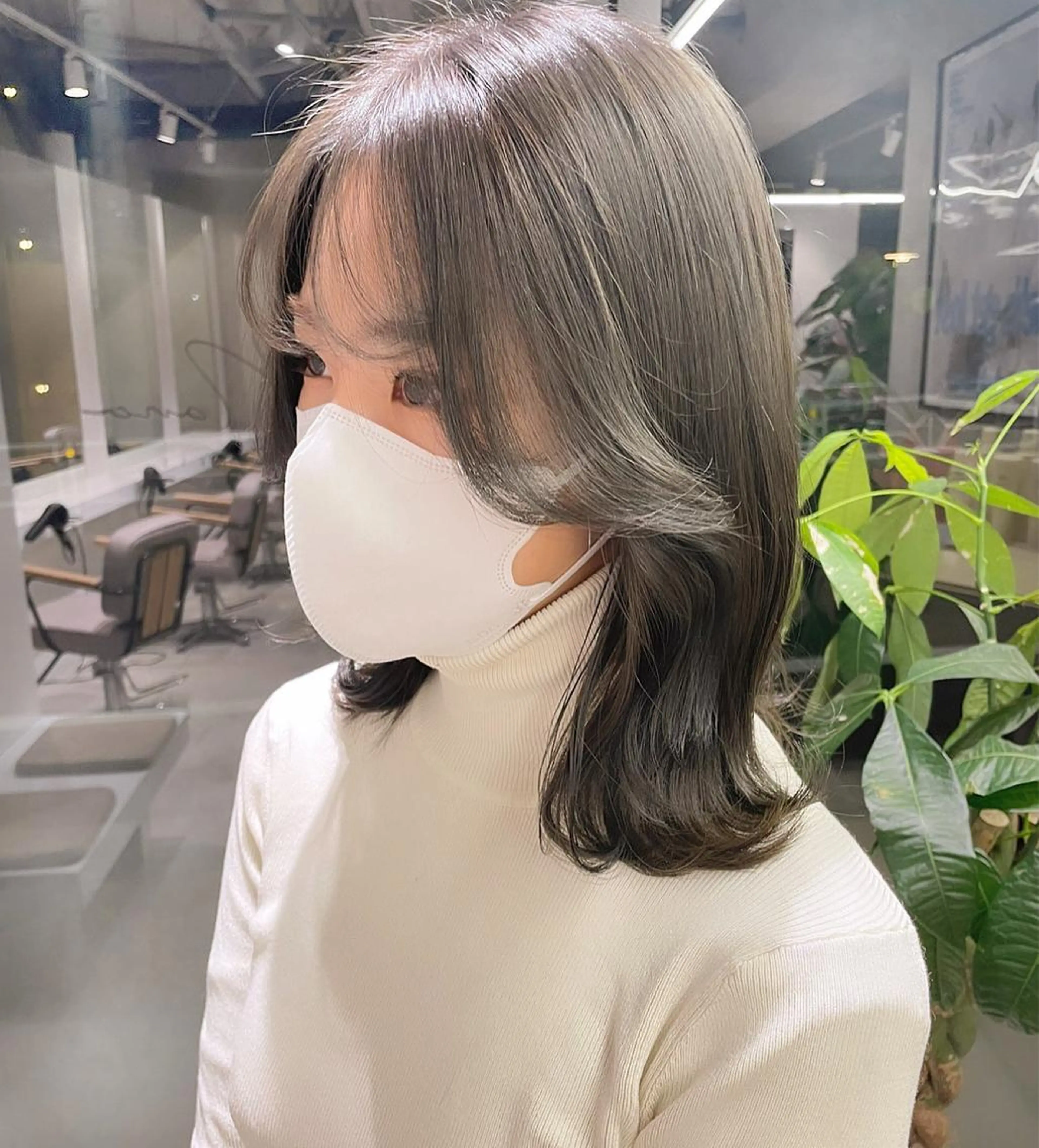 ミディアム 銀座/レイヤーカット 🤍内野すみれのヘアスタイル