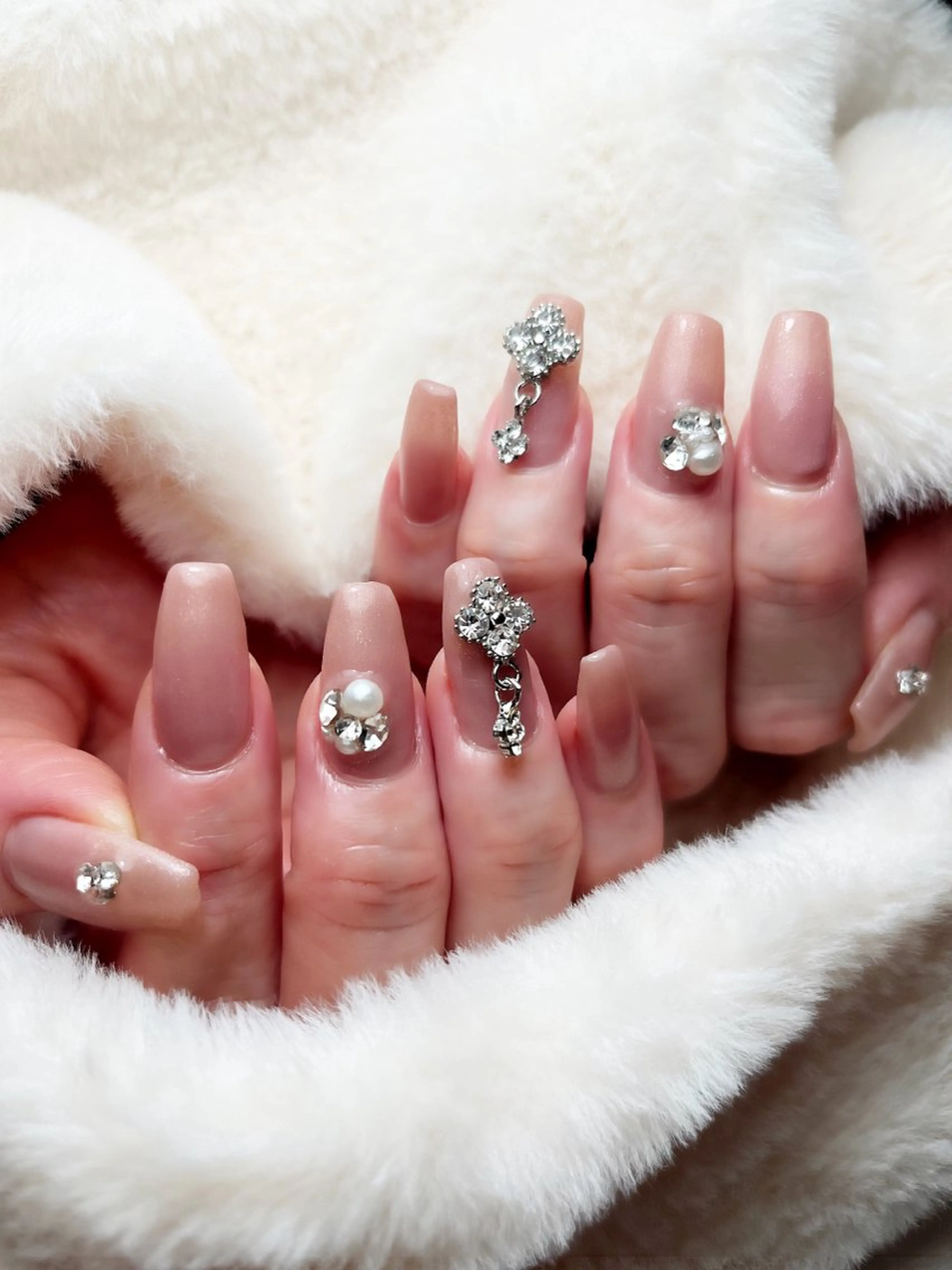 ネイル P nail所属・P nail ピーネイルのネイルデザイン