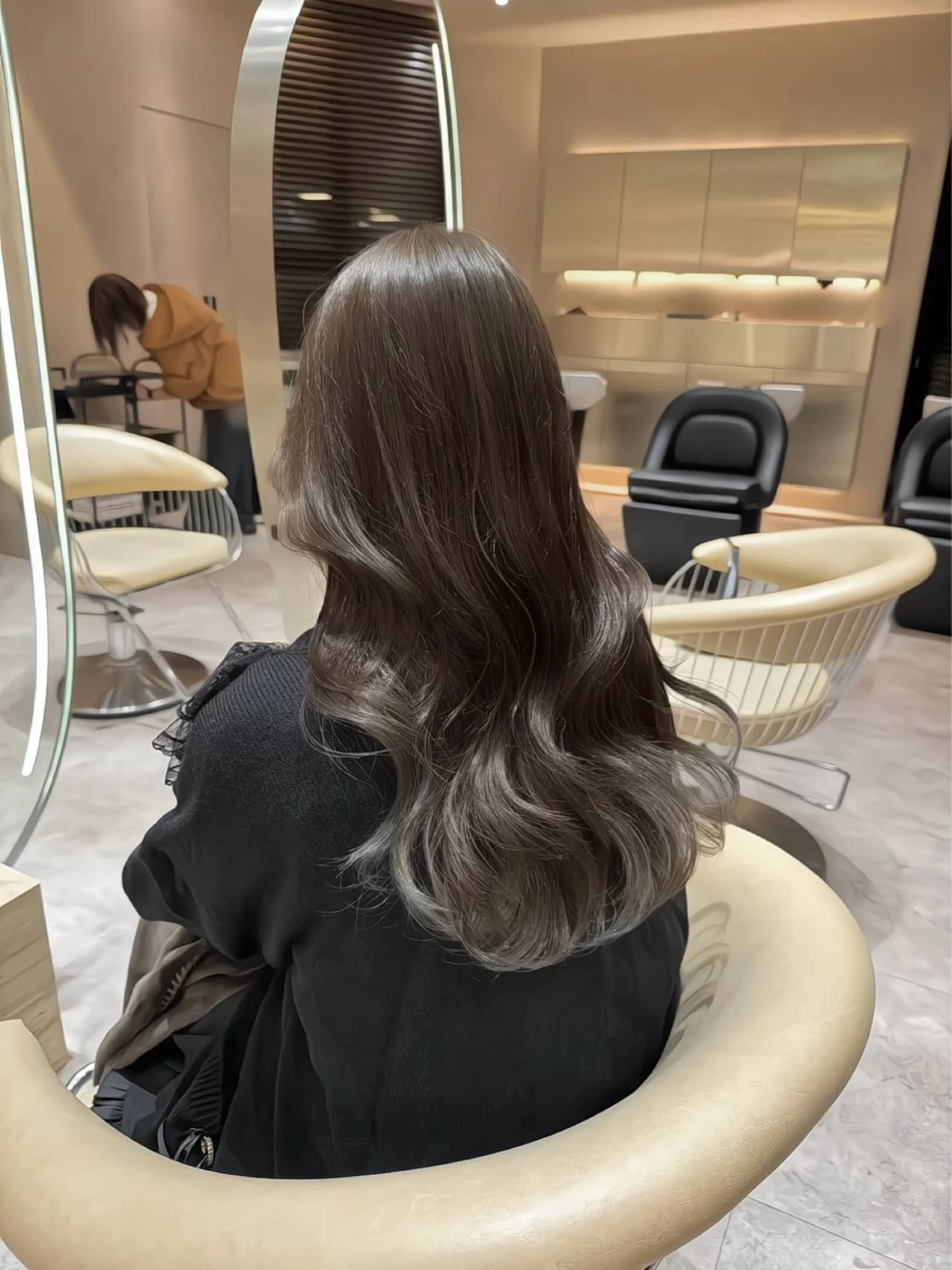 セミロング カット ヘアカラー トリートメント 1HAVANA所属・韓国ヘア/ベージュ カラー/髪質改善/涼のヘアスタイル