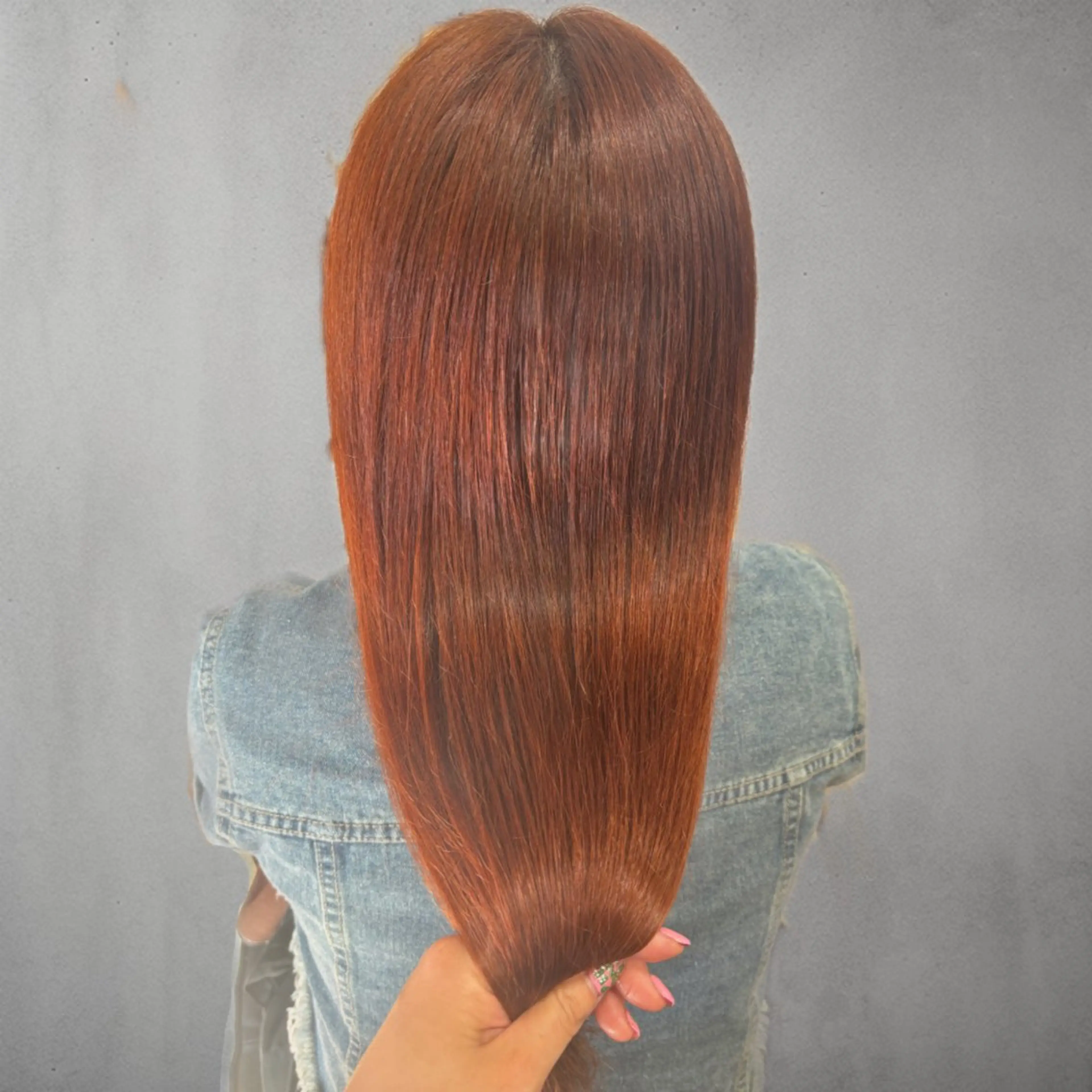 ロング カラー ブリーチ ブリーチなしカラー オレンジ 丸山 早紀のヘアスタイル