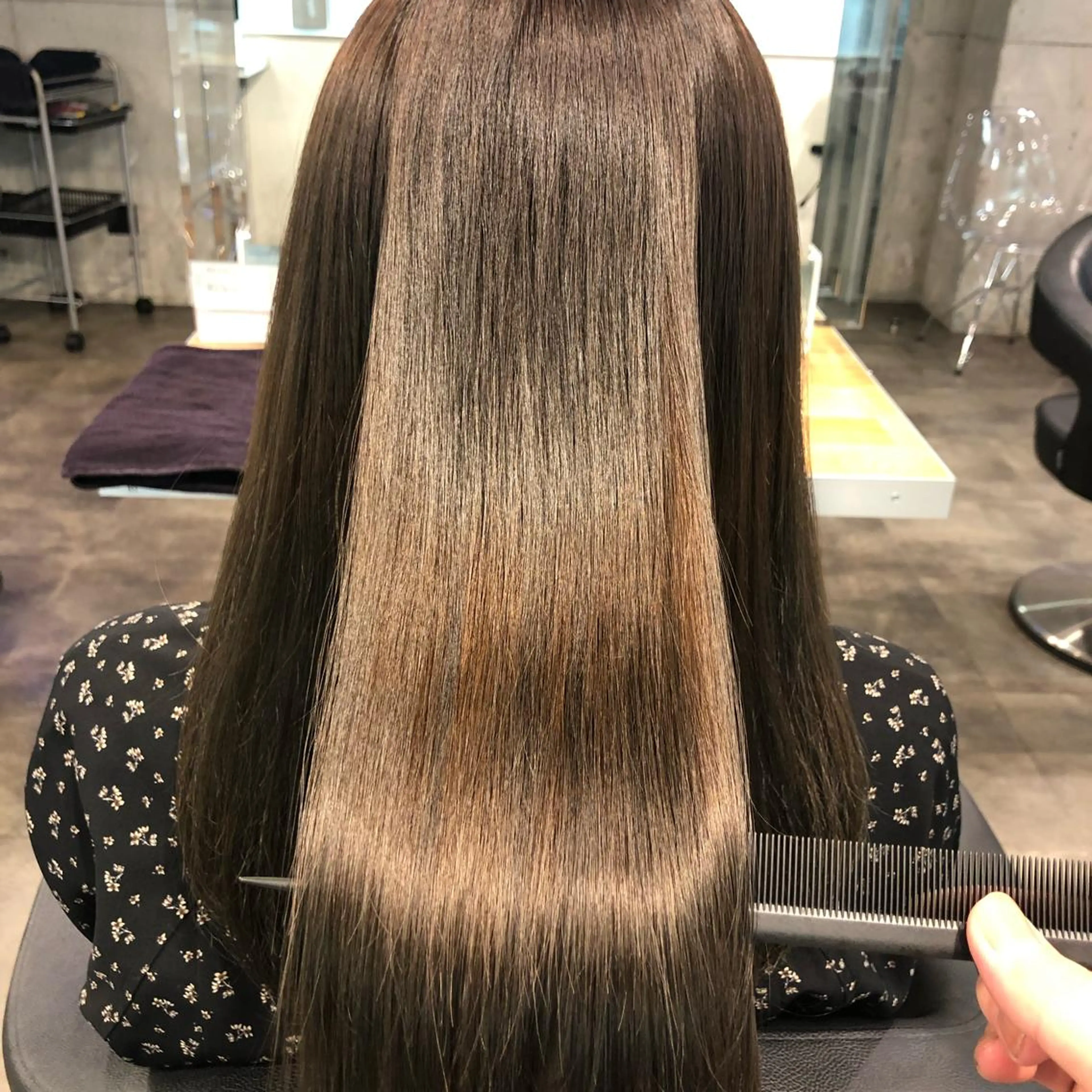 セミロング カラー 🔷似合わせのプロ KUMA🔷のヘアスタイル