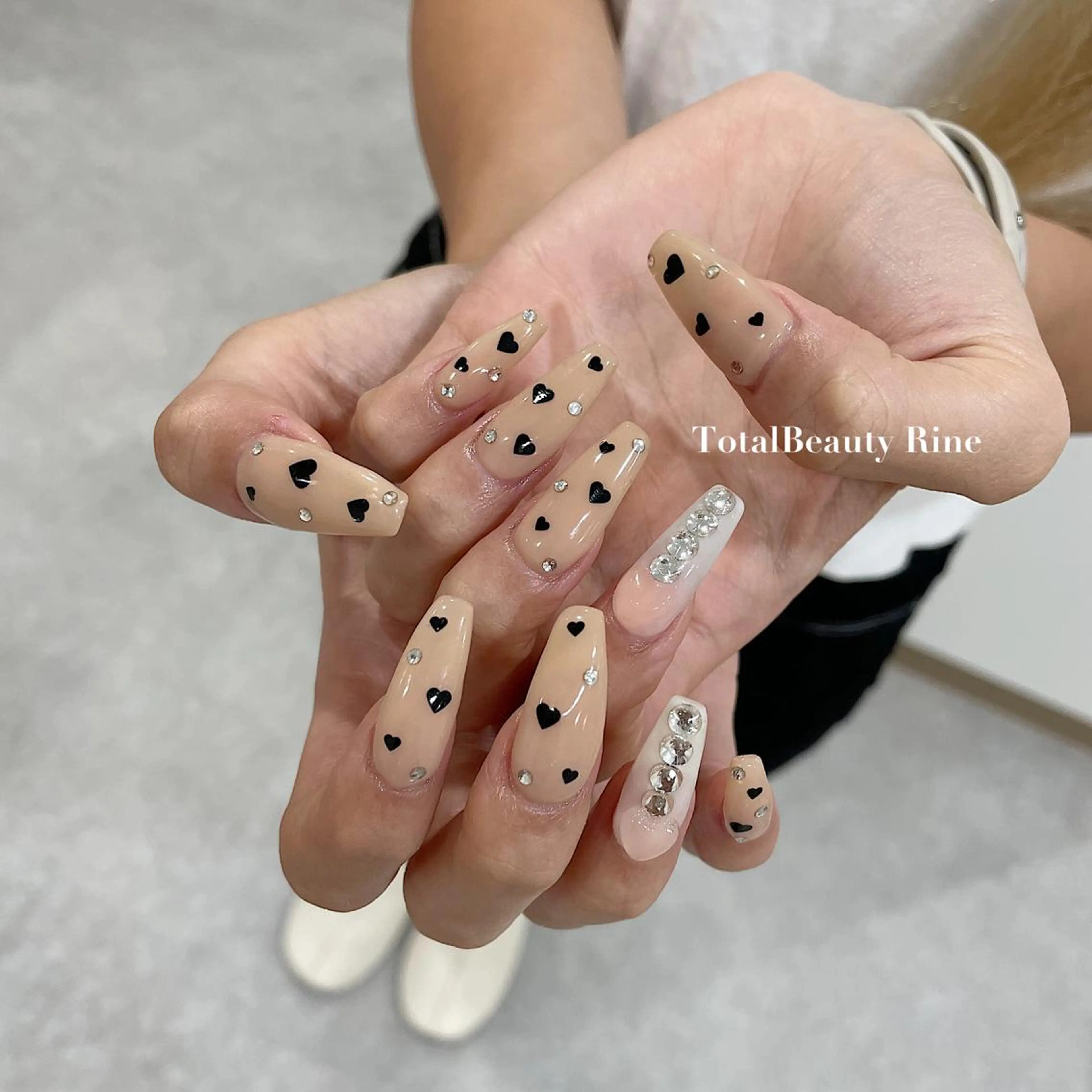 ネイル nail&eyelash Rine所属・Rine (リネ)のネイルデザイン