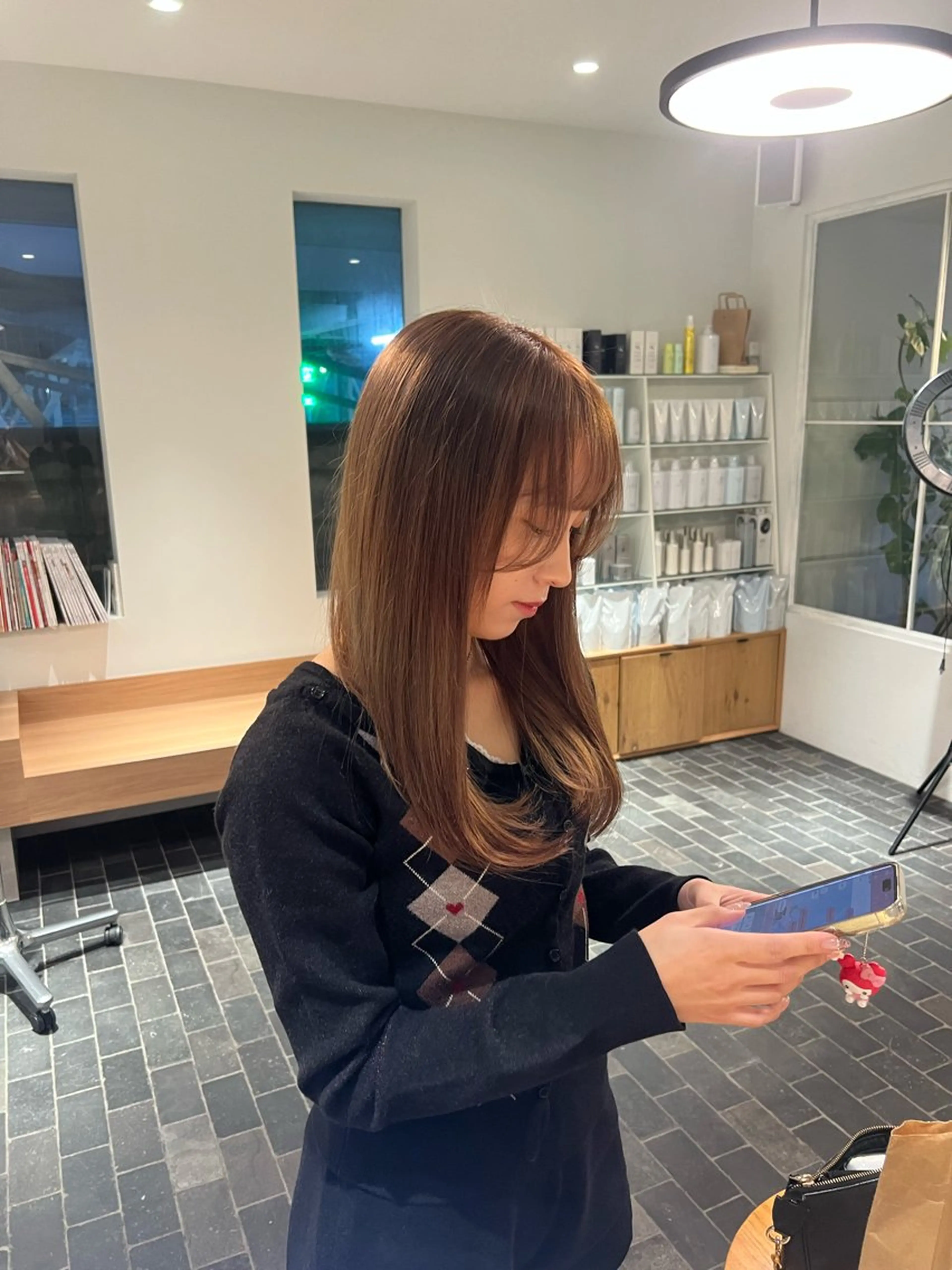 ロング カラー ベージュカラー ブリーチ ブリーチなしカラー カット ヘアカラー ワタナベ モカ🦢ダブルカラーのヘアスタイル