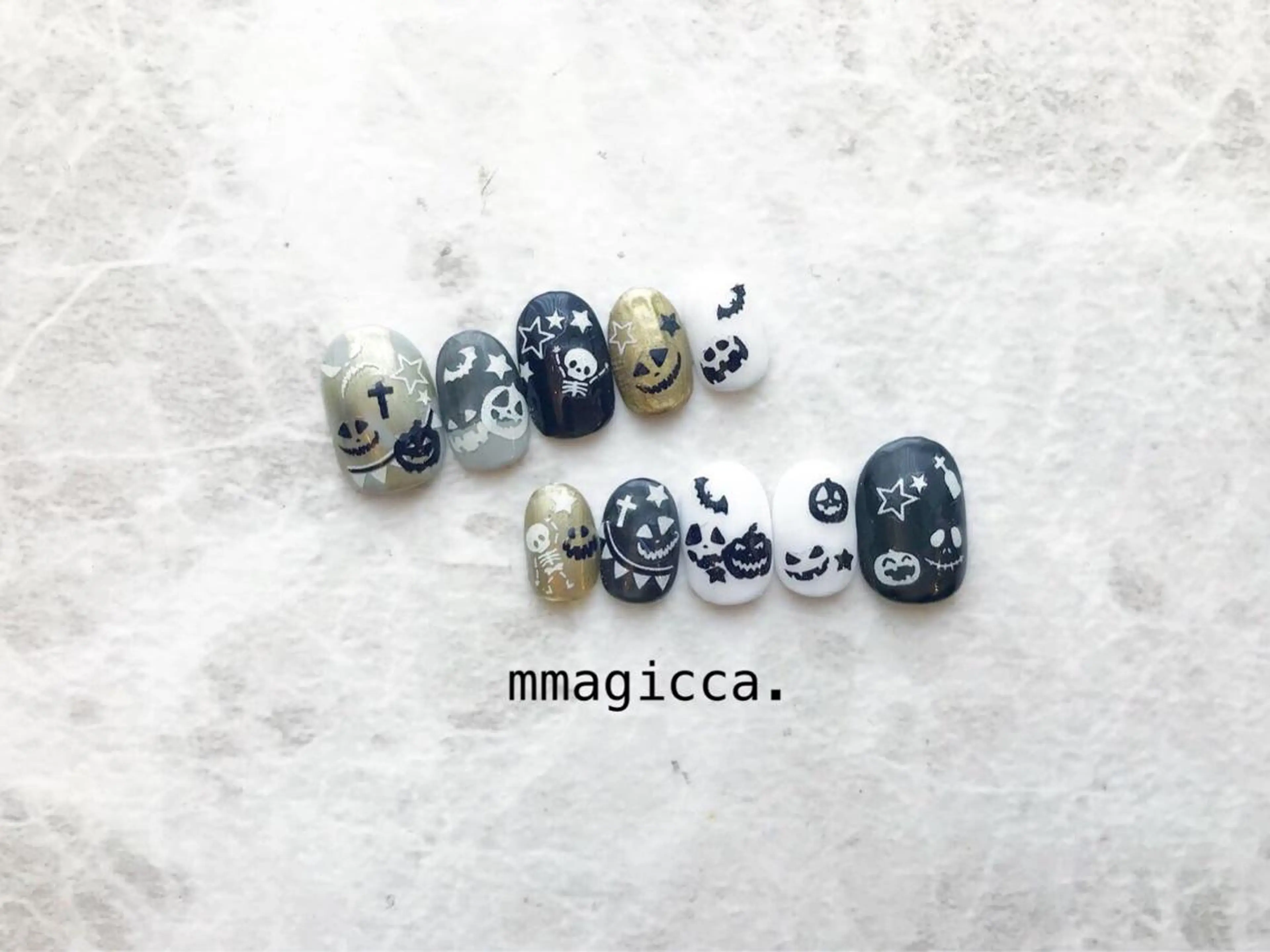 ネイル ジェルネイル ハロウィン ニュアンスネイル mmagicca. 【 まじか. 】のネイルデザイン