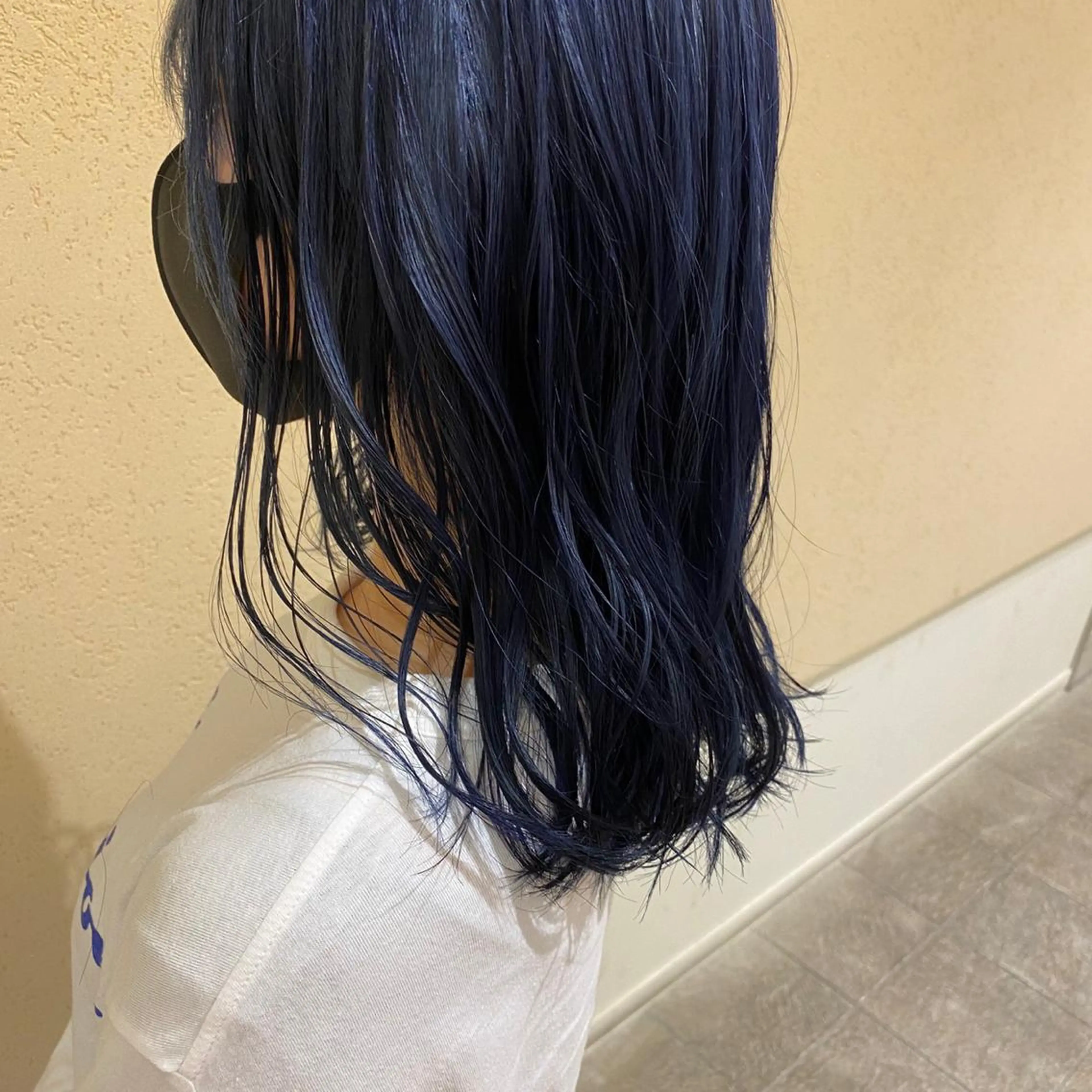 ミディアム 新宿スペインカール ヨモギダのヘアスタイル