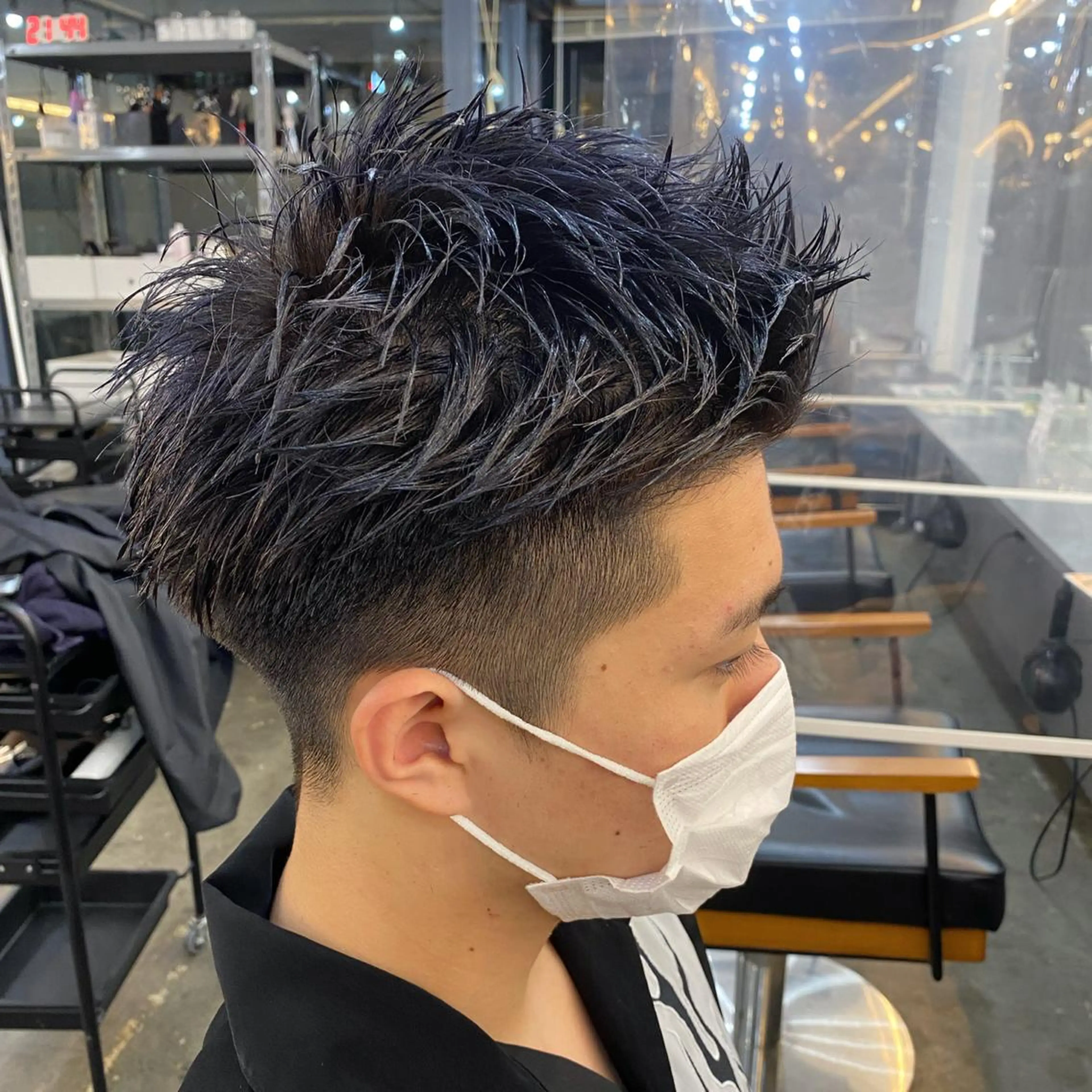メンズ 刈り上げ 韓国風カラー🦄水野 みやび🪽🌈のヘアスタイル