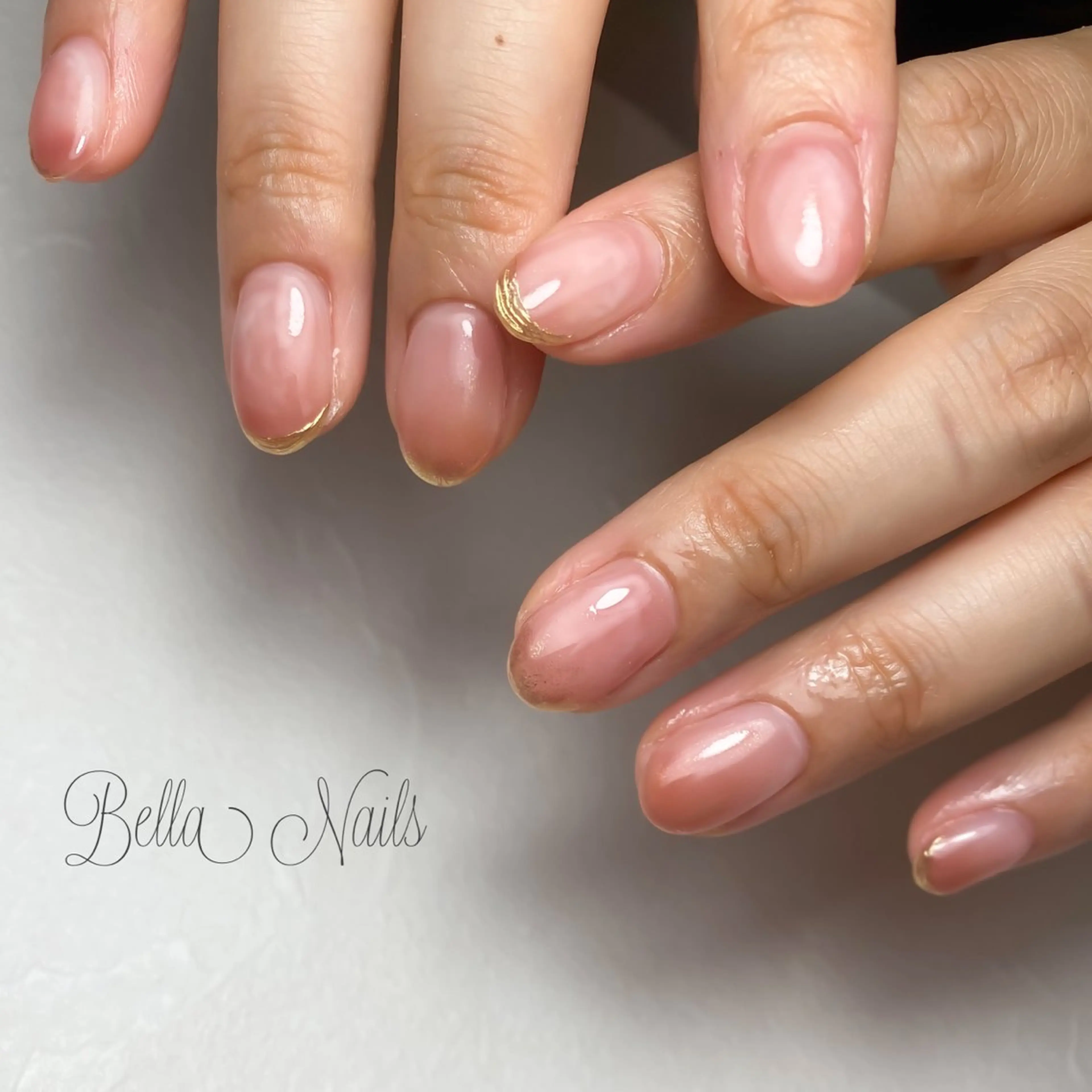 ネイル ニュアンスネイル ハンドネイル Bella  Nails所属・Bella Nailsのネイルデザイン