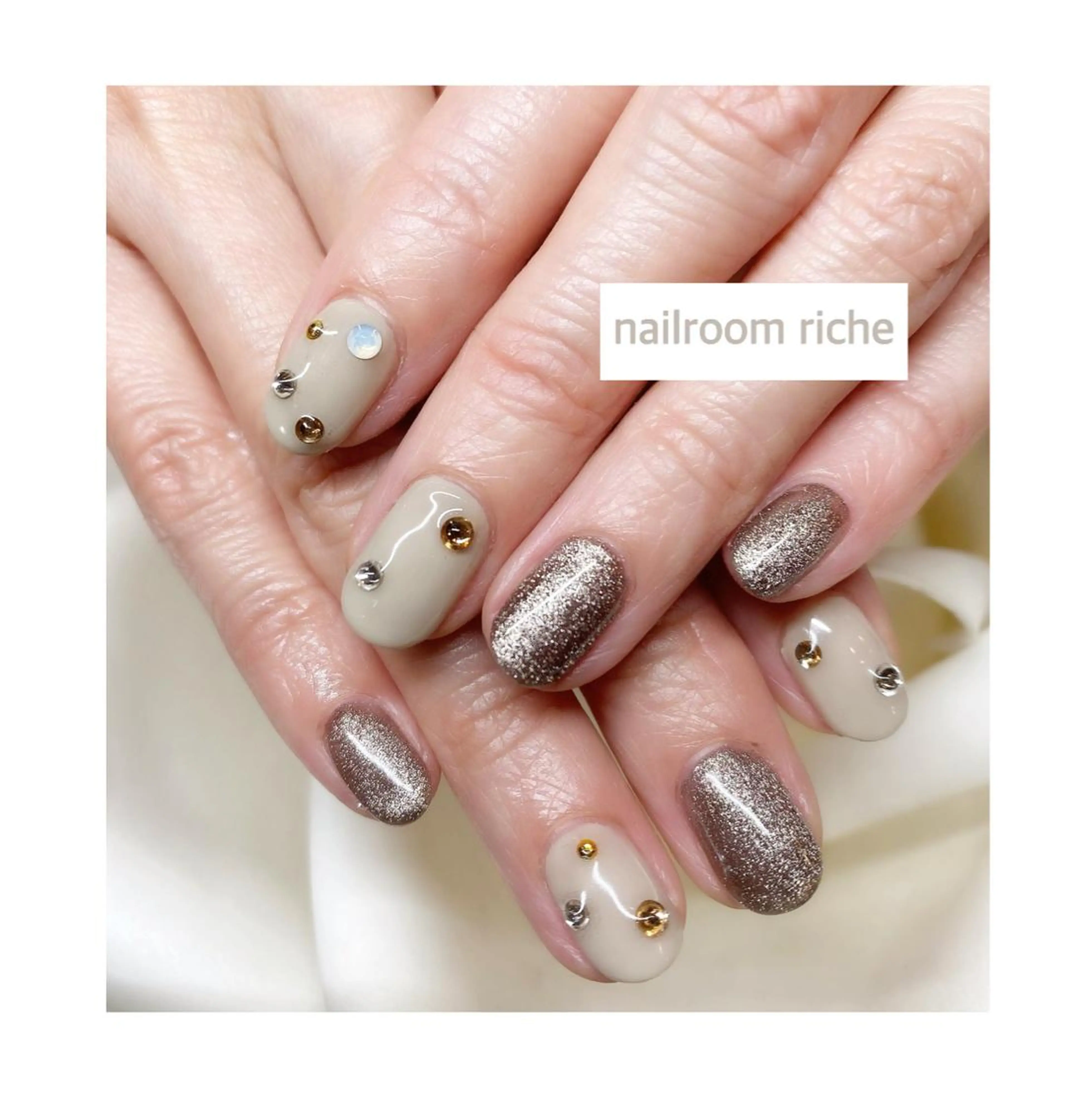 ネイル ハンドネイル nailroom richeのネイルデザイン