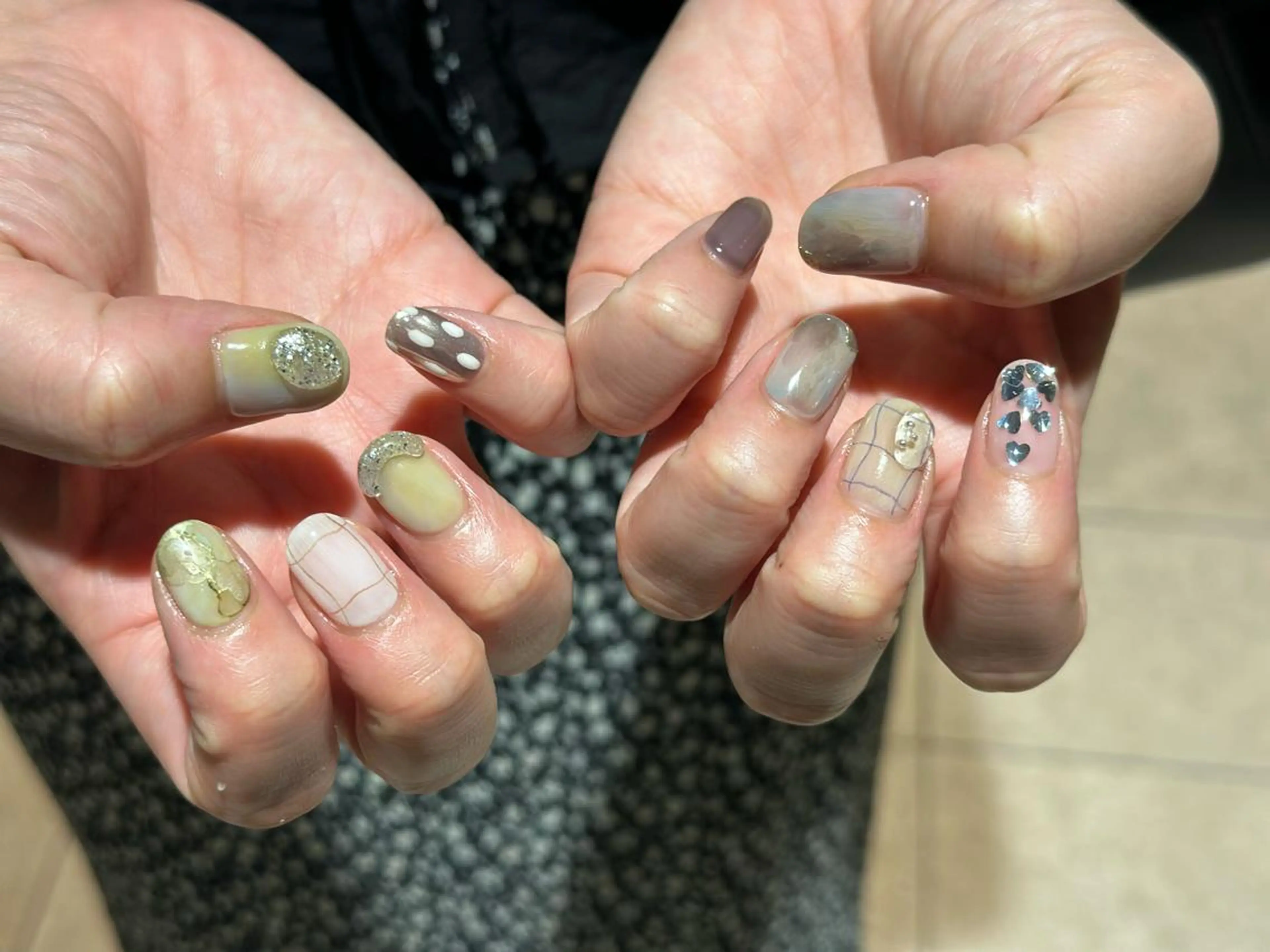 ネイル ハンドネイル Flow nail所属・山本 七海のネイルデザイン