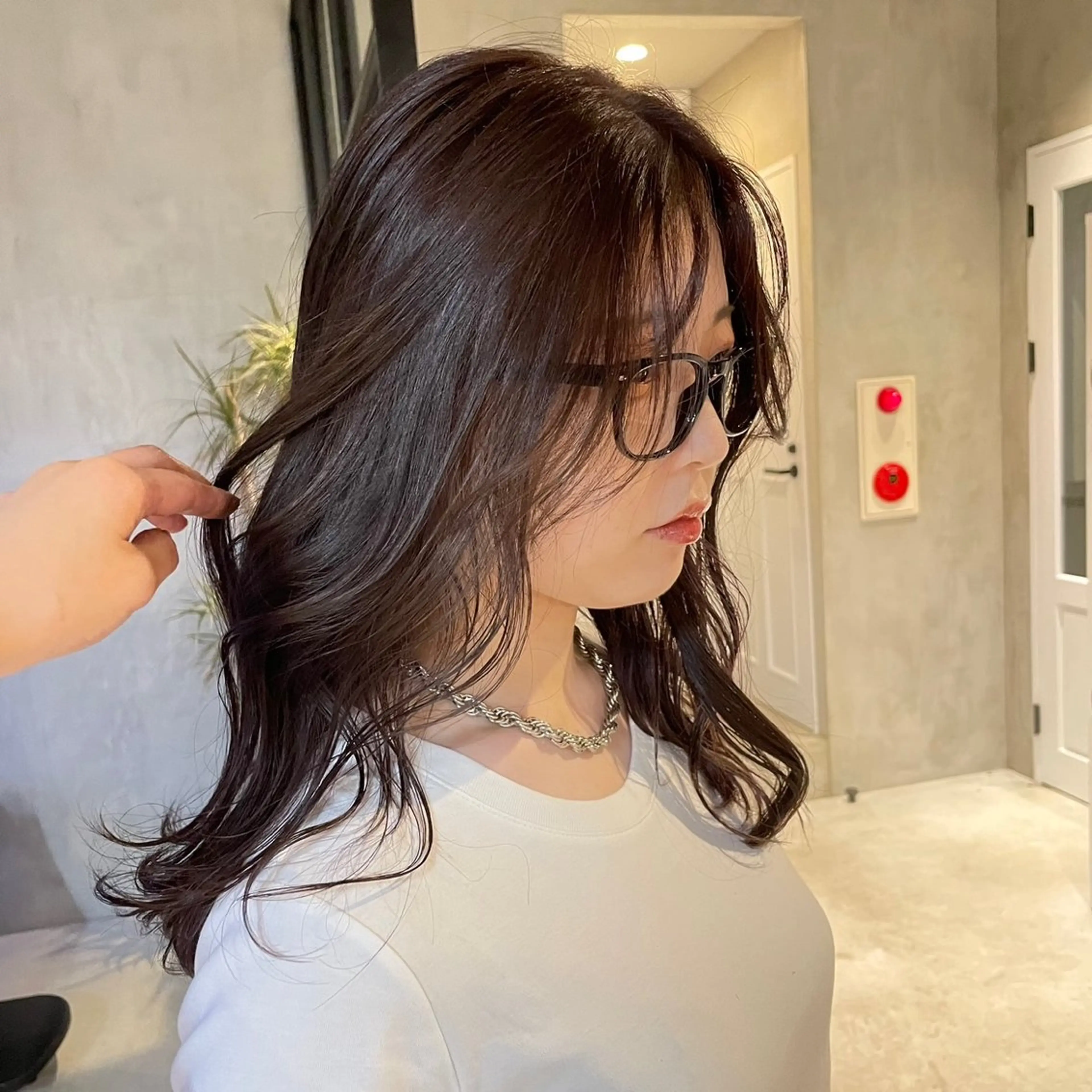 ミディアム チョコレートブラウン ✨️🧸elima調 布Reika🧸✨️のヘアスタイル