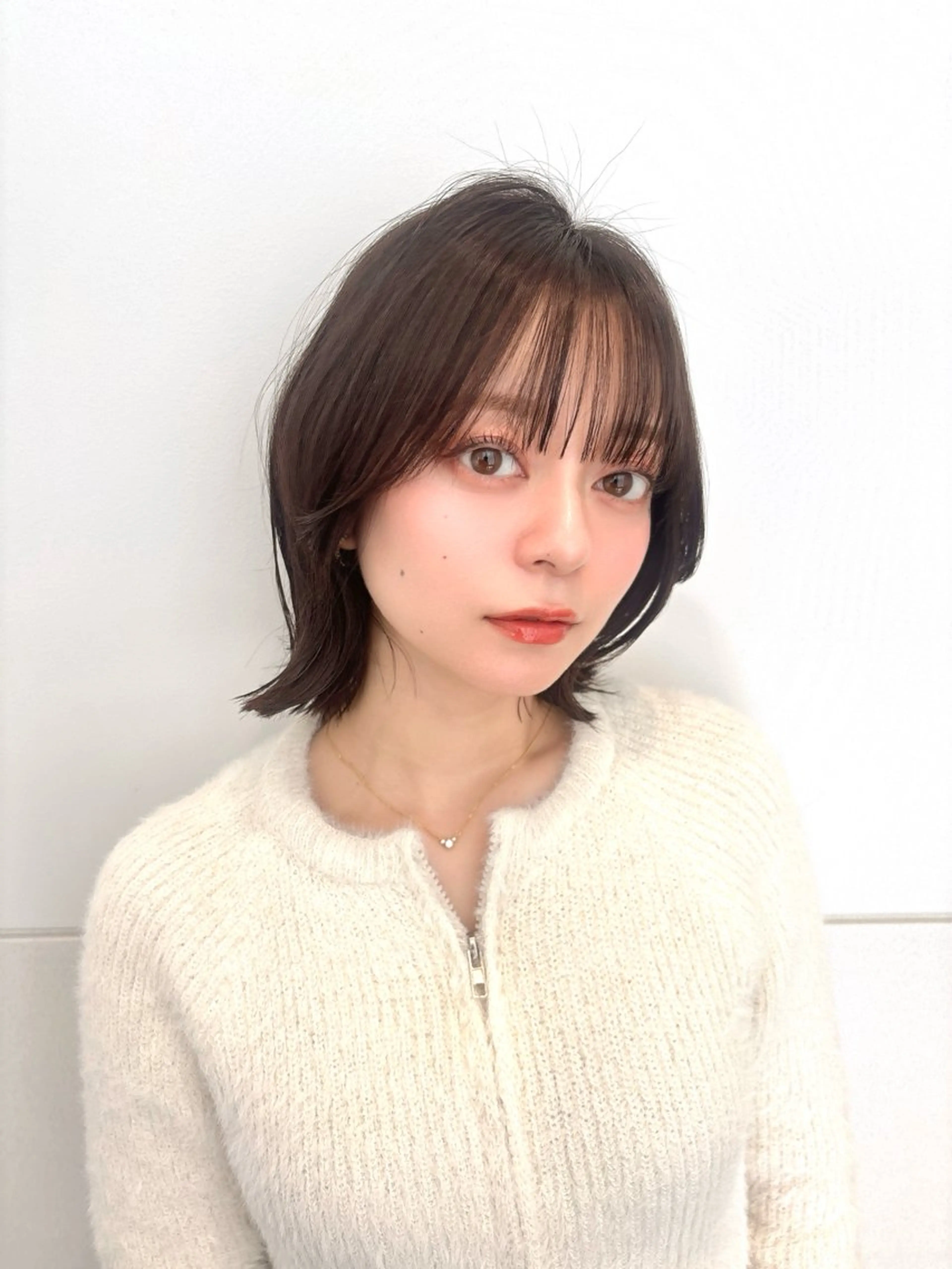 ミディアム カラー グレージュ ボブ くびれヘア カット ヘアカラー 🍀最上級の美髪👑 髪質改善🍀英司のヘアスタイル