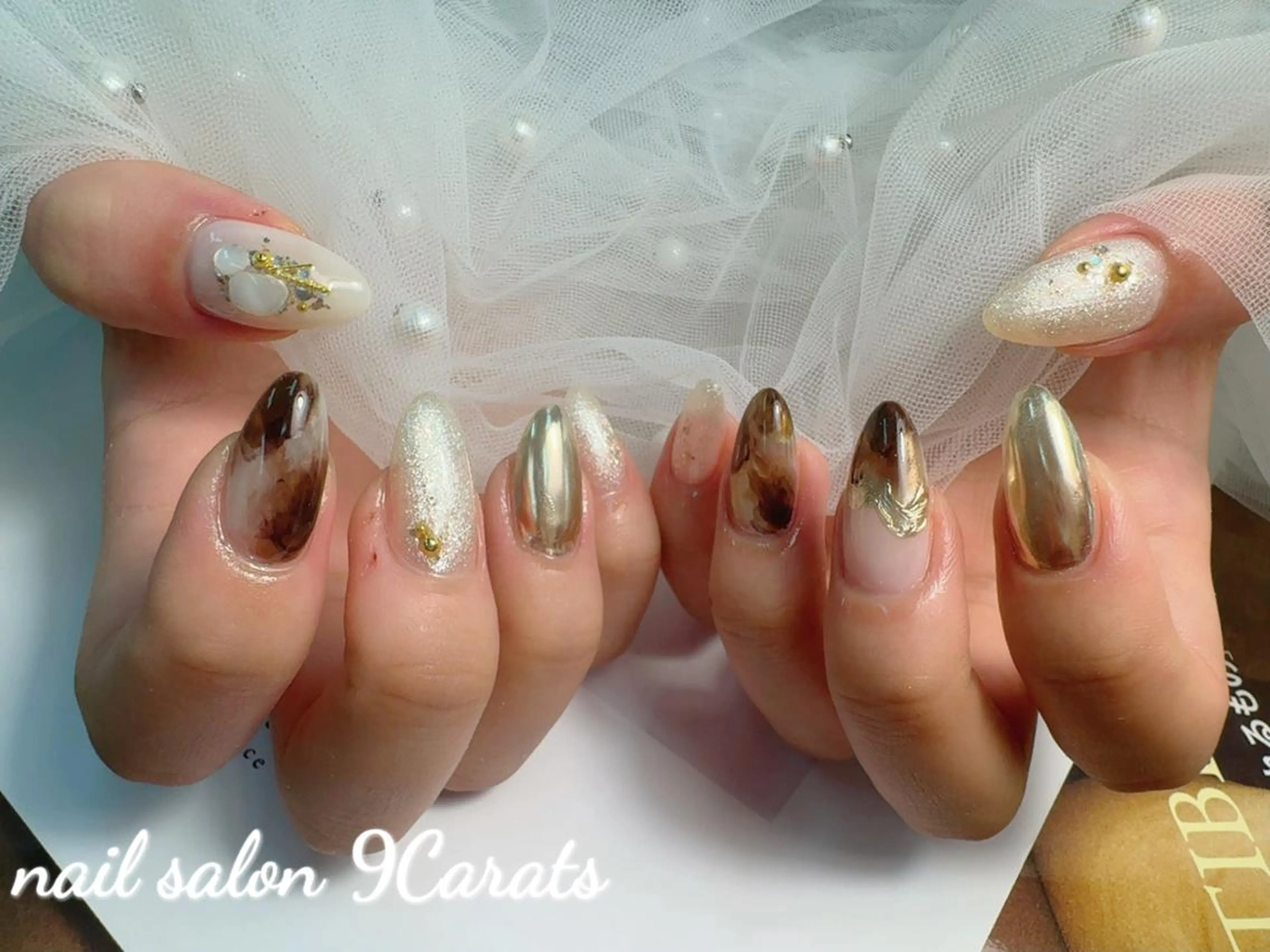 ネイル ハンドネイル ハンドケア ネイルサロン 9Carats神田のネイルデザイン