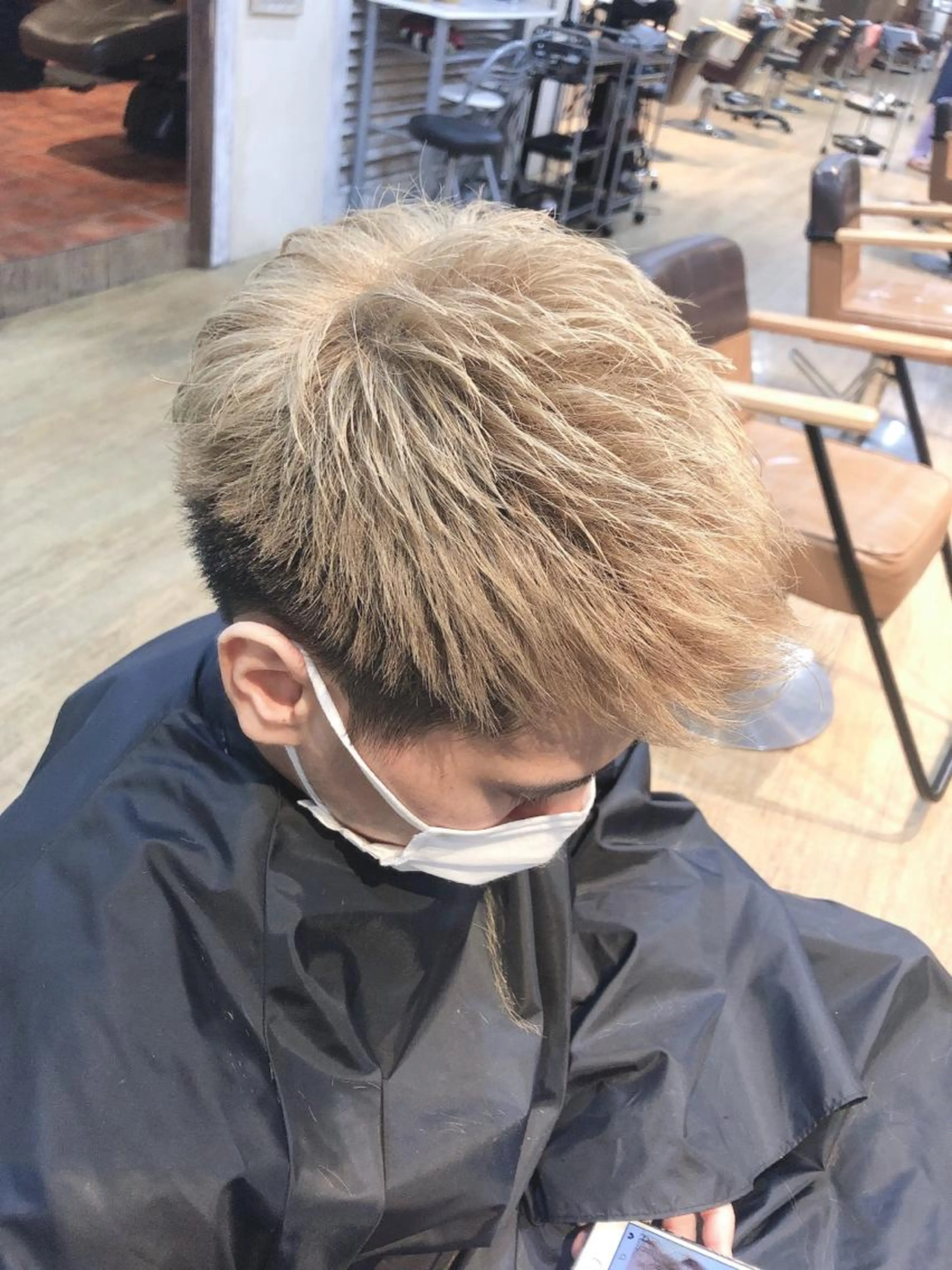 ブリーチ+オンカラー+トリートメント⭐️の写真