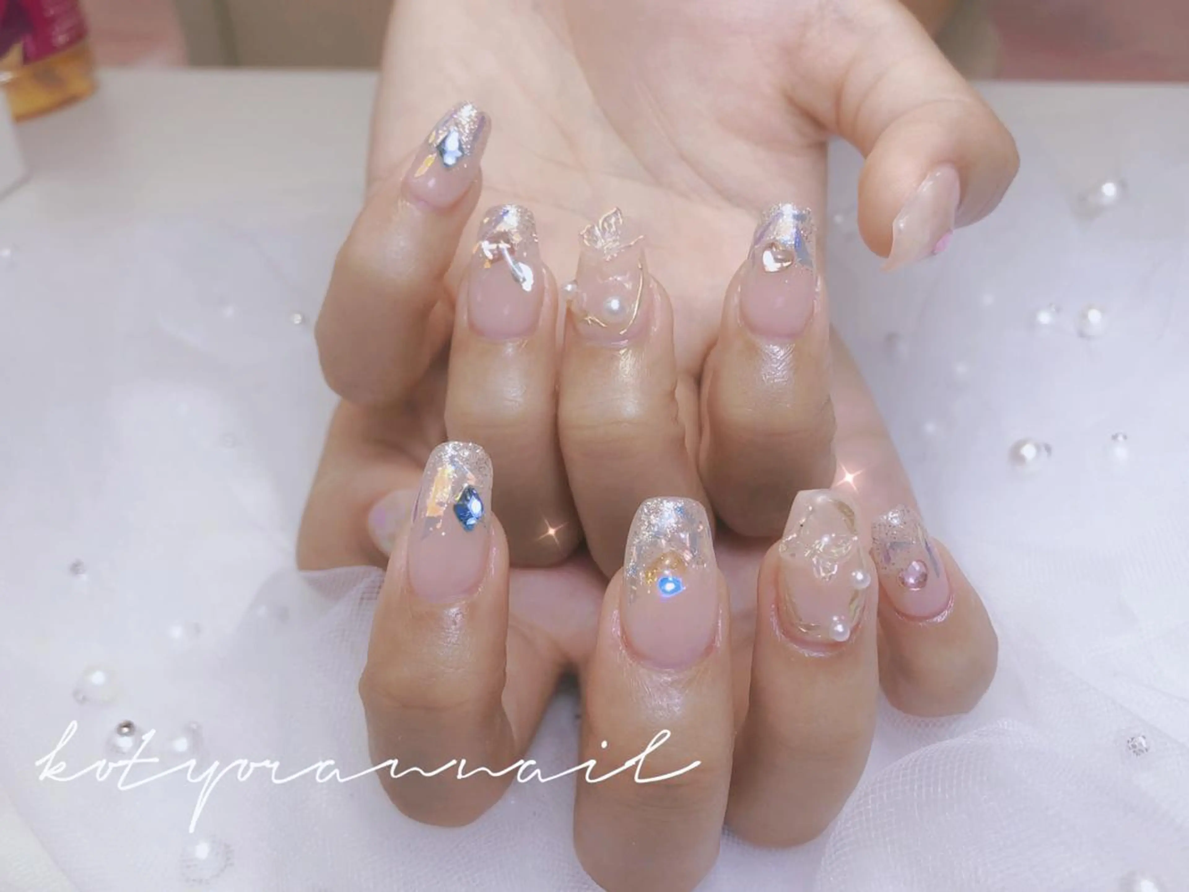 ネイル Mona【パラジェル ・長さ出し専門店】のネイルデザイン