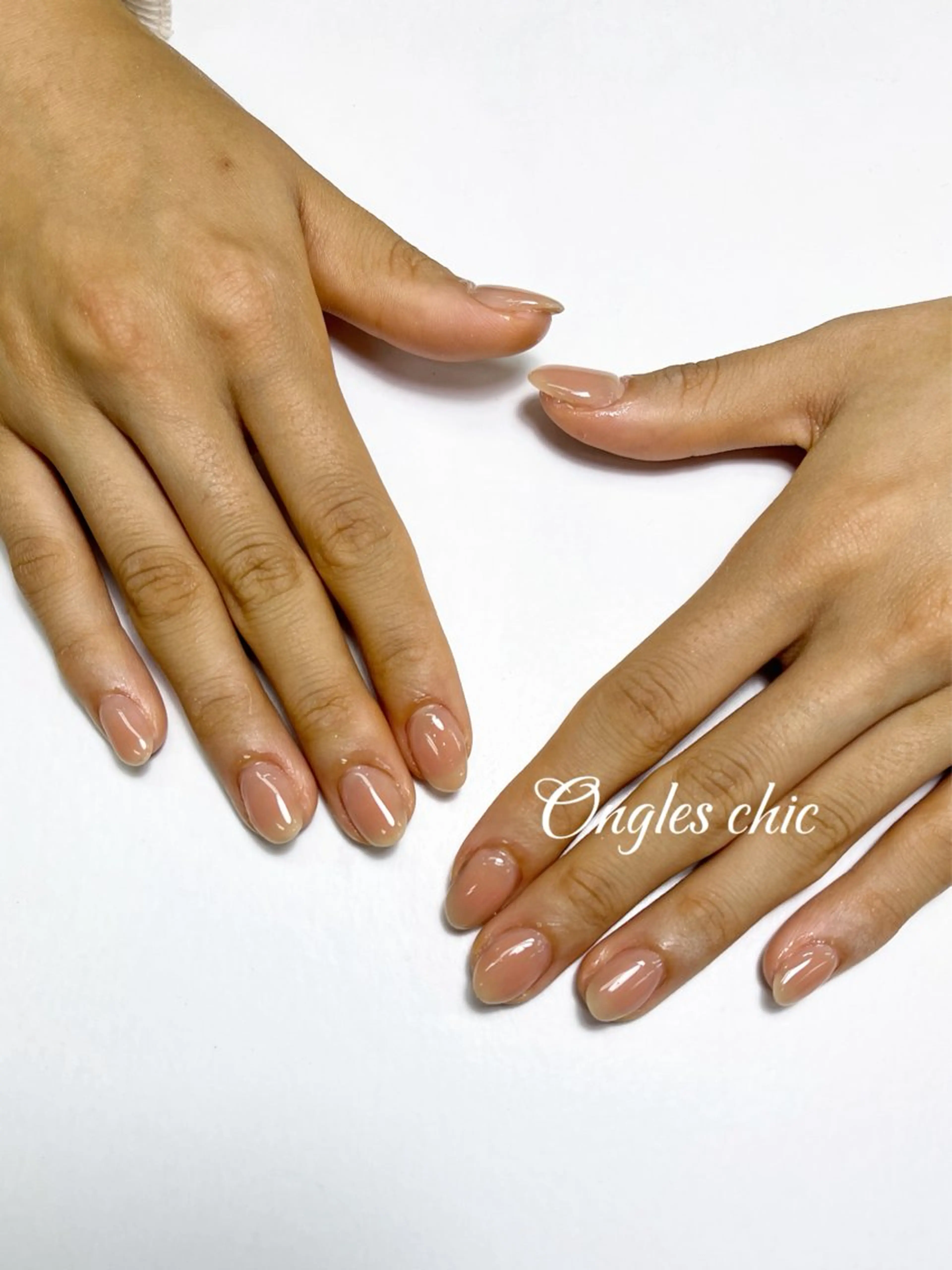ネイル ハンドネイル ハンドケア ongles chicのネイルデザイン