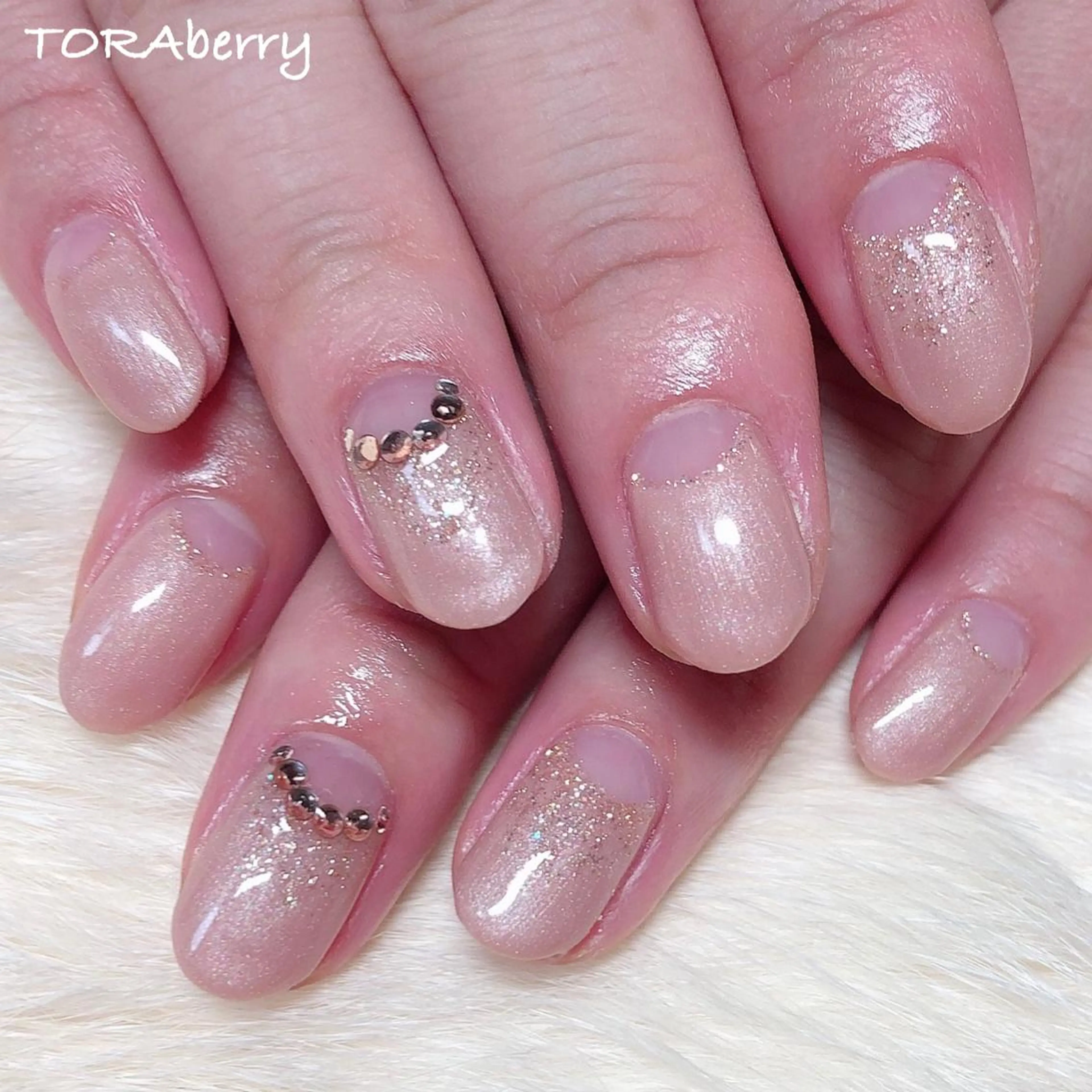 ネイル フレンチネイル 逆フレンチ ハンドネイル ネイリスト なつみのネイルデザイン