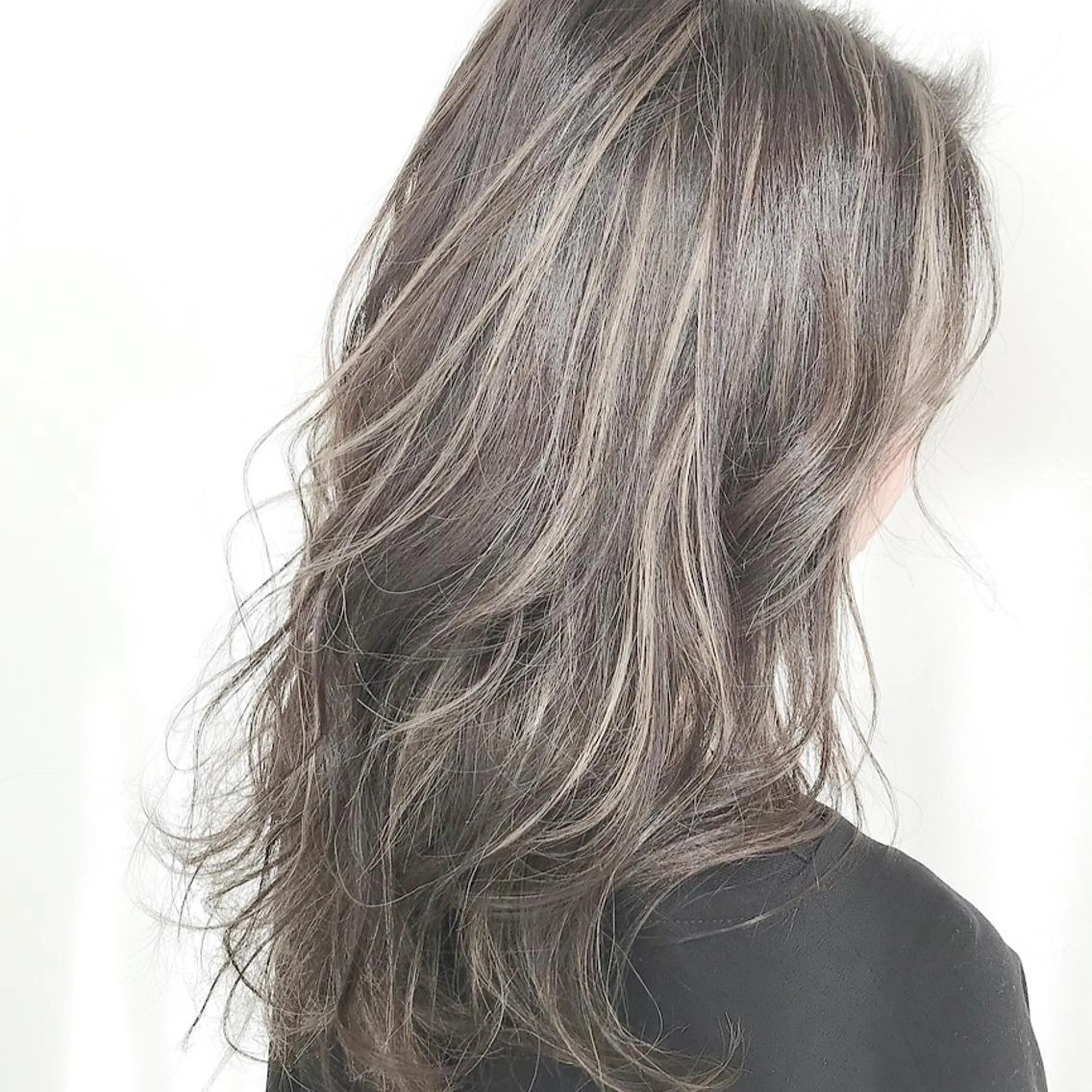 ミディアム ハイライト 🎁LaBless 住ノ江(ラブレス)のヘアスタイル