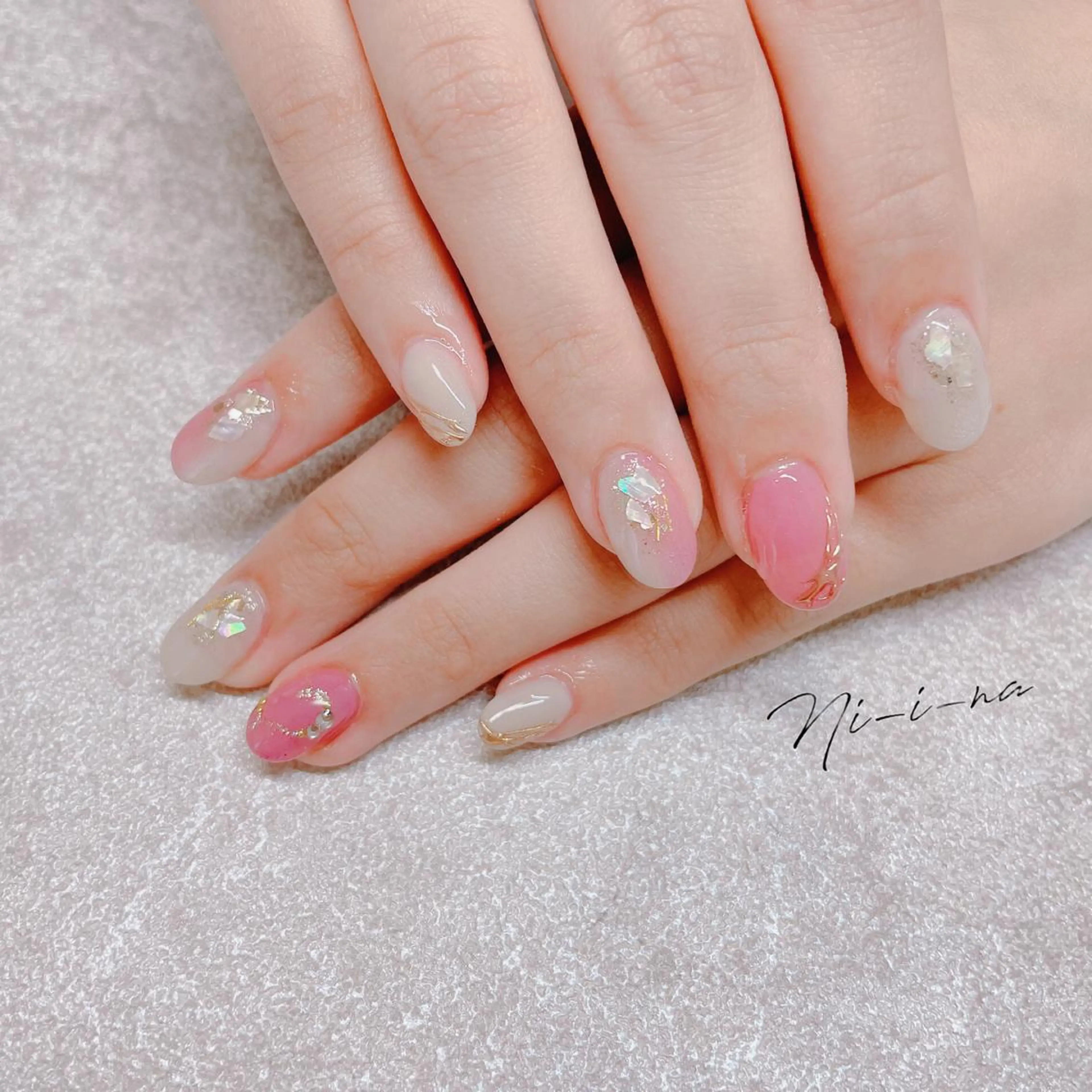 ネイル ハンドネイル nail salon Ni-i-naのネイルデザイン