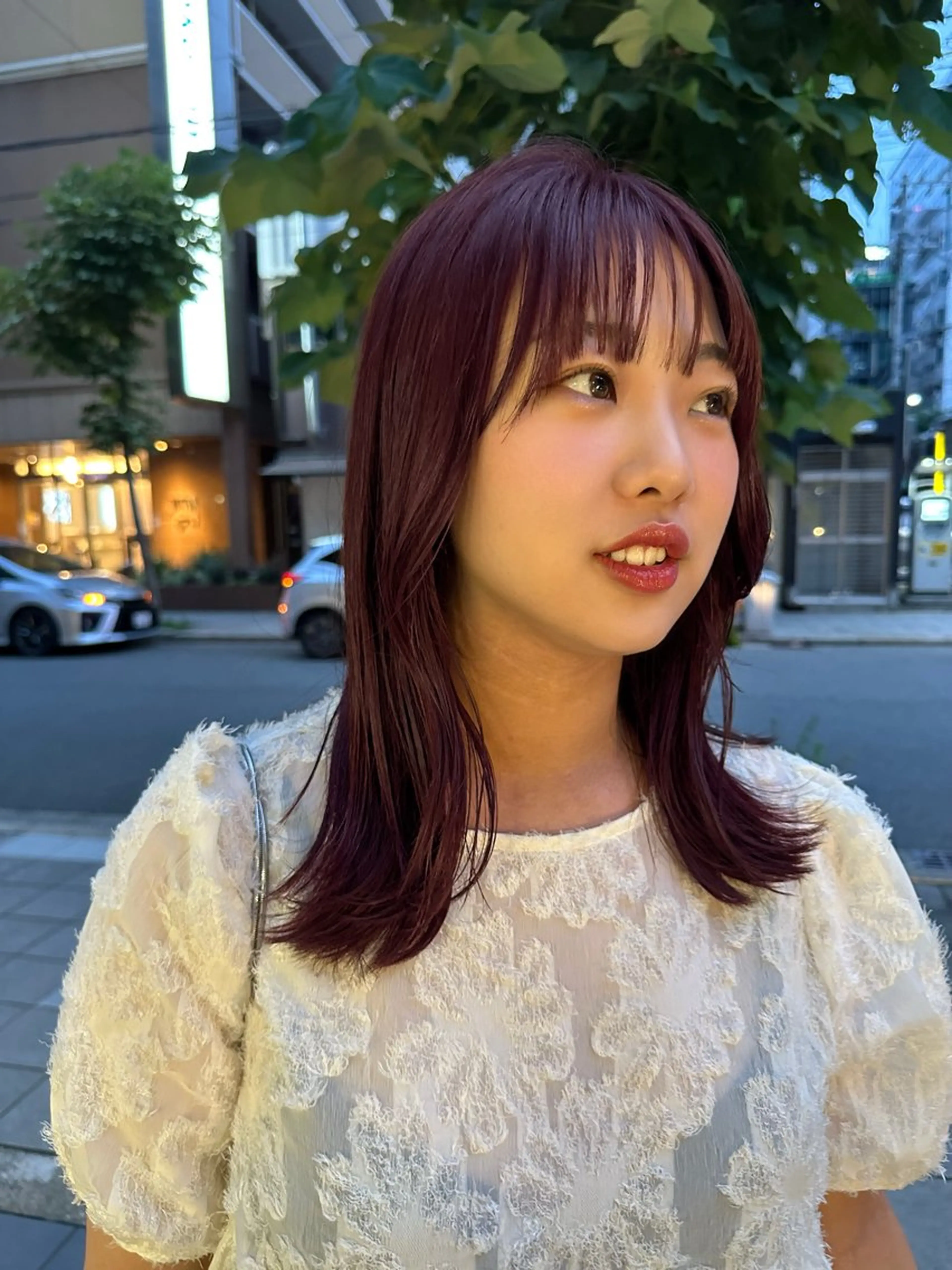 ミディアム カラー ブリーチ ボルドーカラー ブリーチなしカラー M所属・ハイトーン/透け感 カラー🎀真香のヘアスタイル