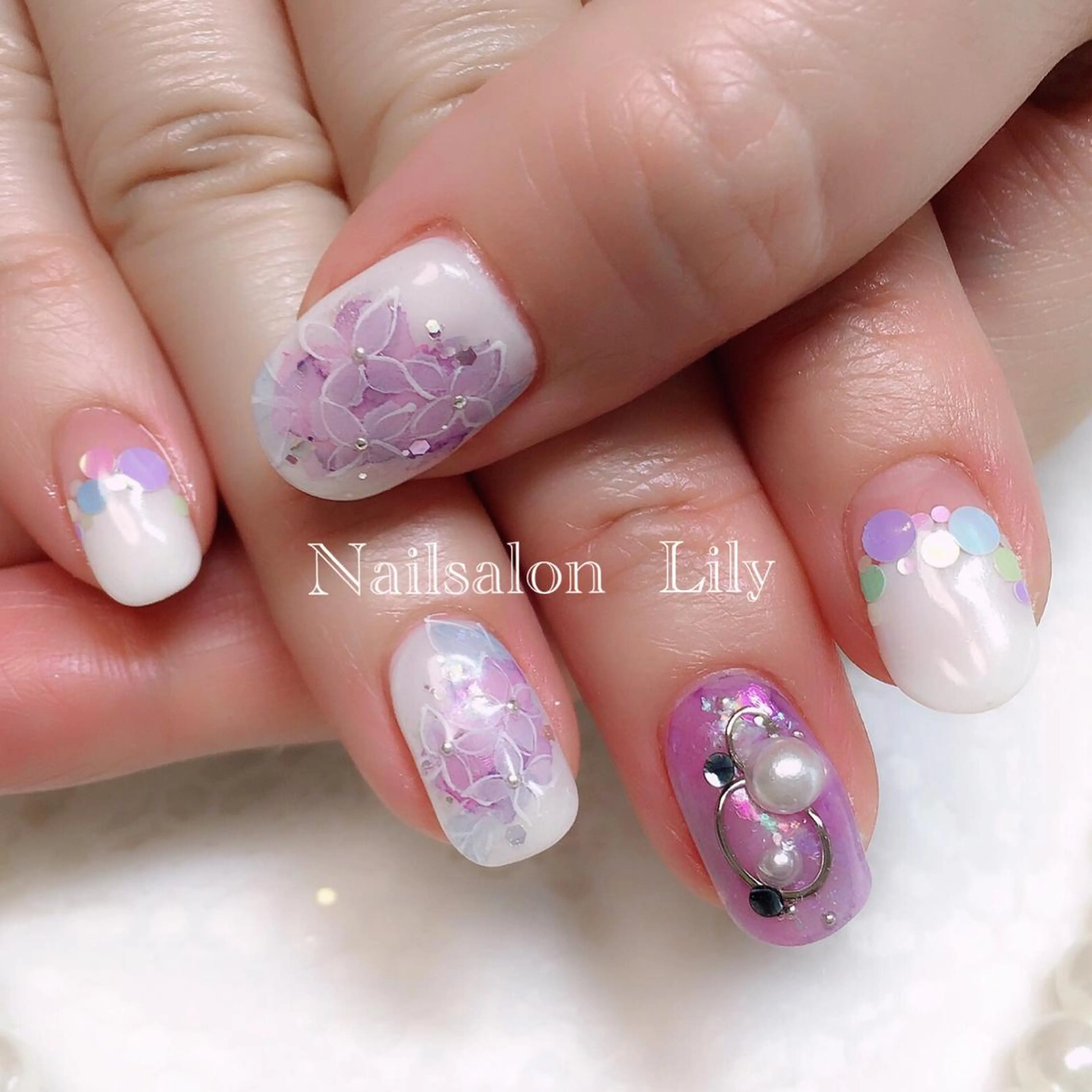 ネイル Nailsalon Lilyのネイルデザイン