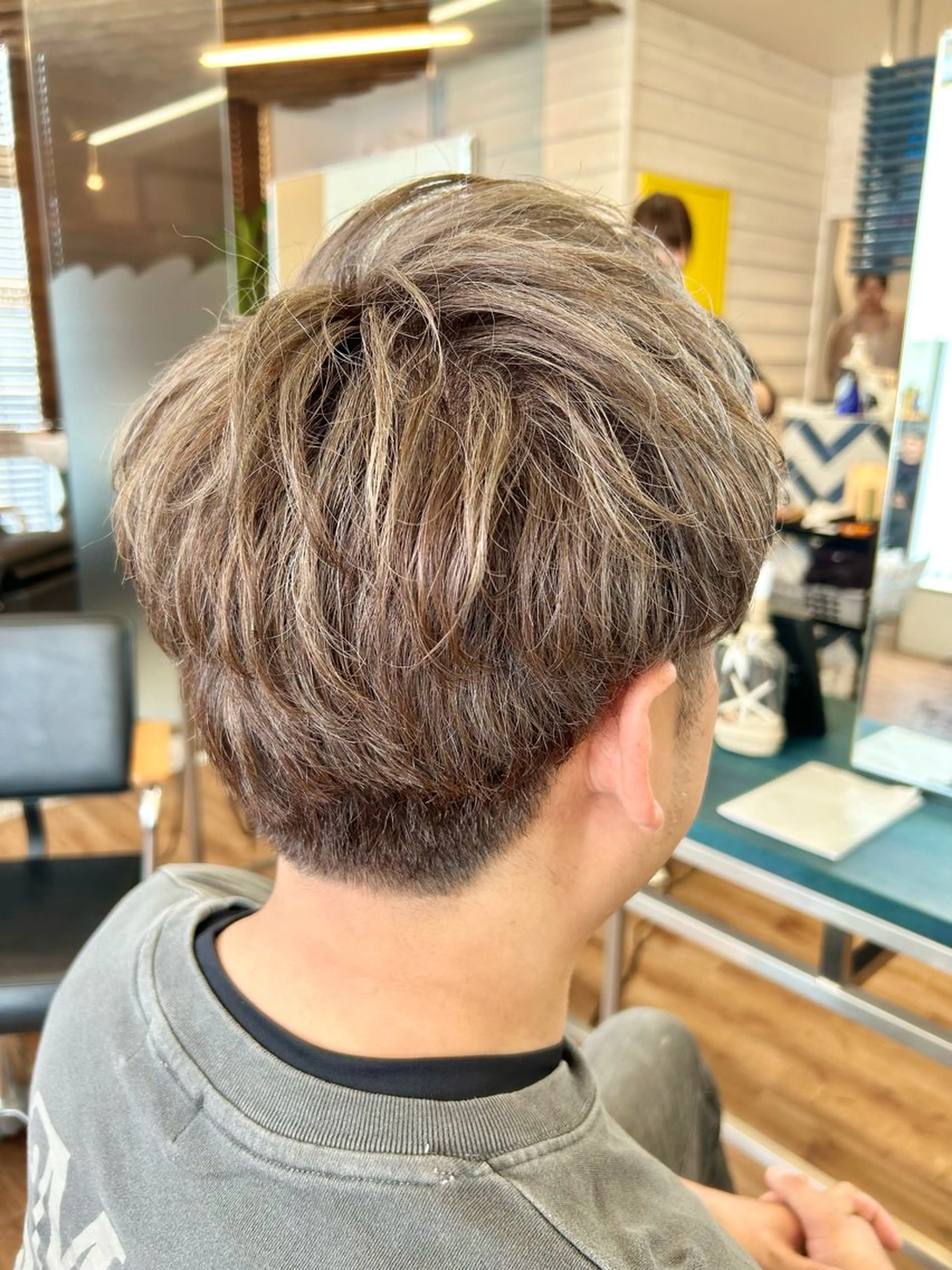 ショート カラー メンズ メンズハイライト ハイライトカラー ハイライト カット ヘアカラー aivee所属・【メンズ特化】 🧊Sunao🧊のヘアスタイル