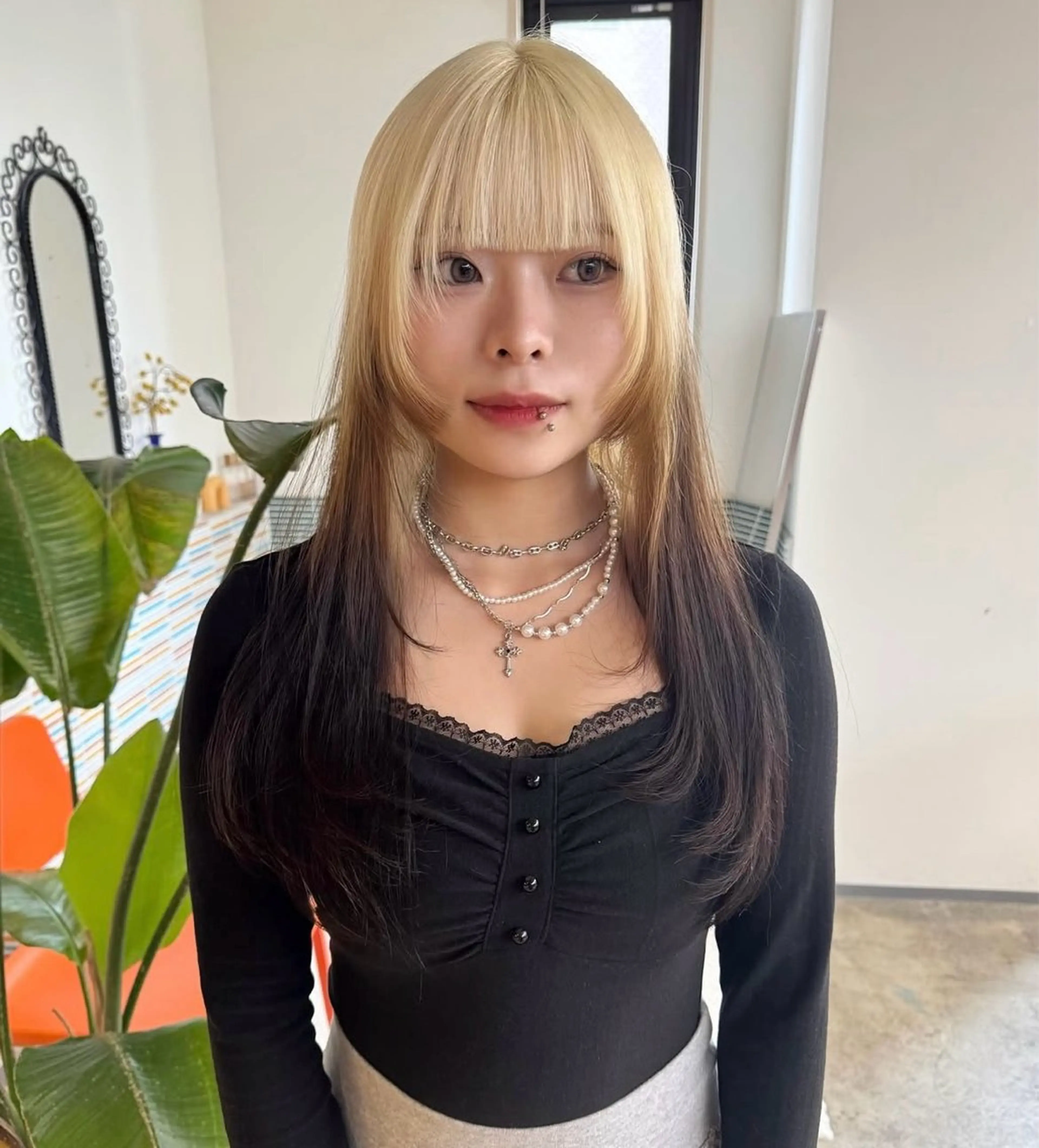 セミロング カラー ヘアアレンジ ヘアカラー ハイトーンカラー /梅田/みほのヘアスタイル