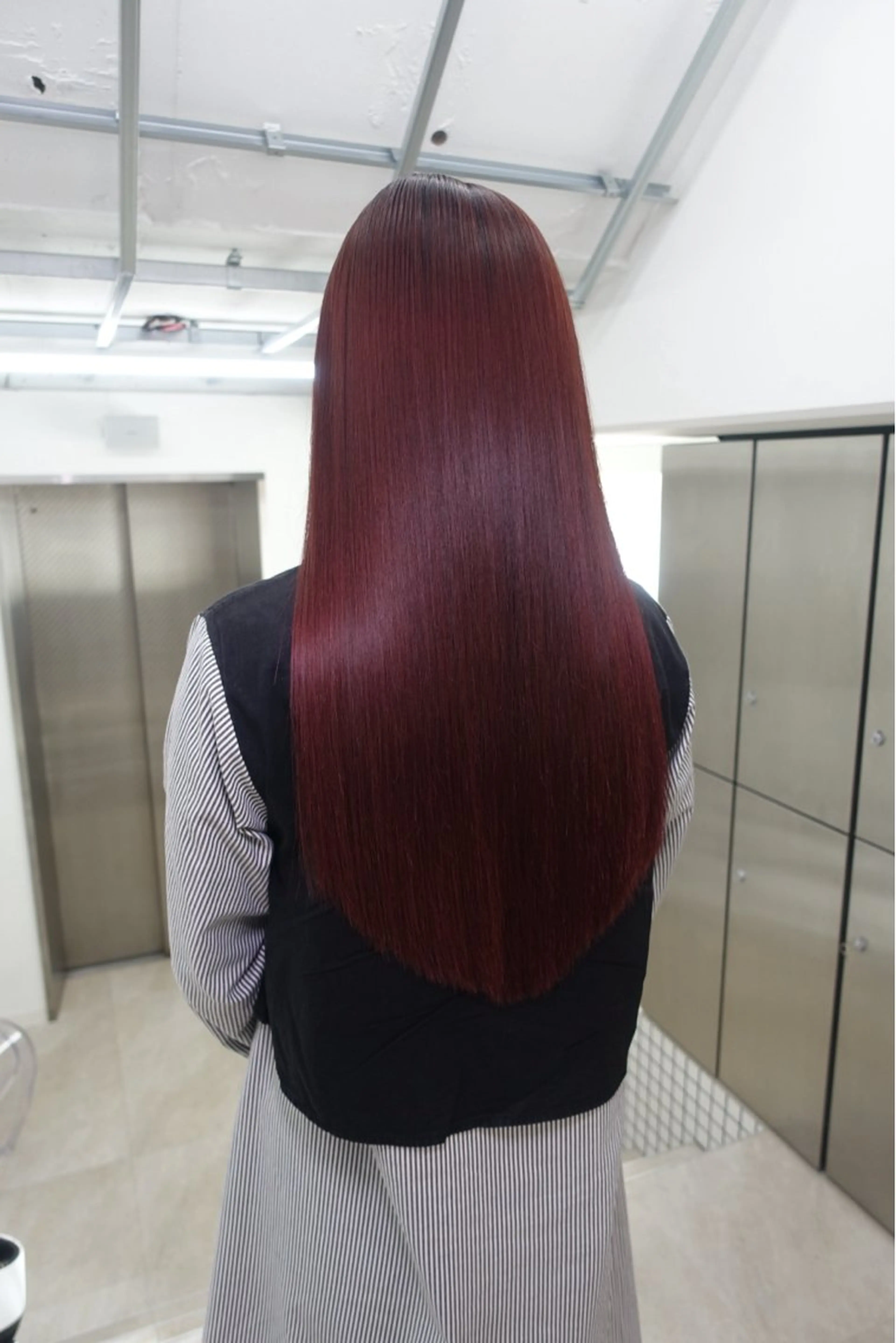 ロング 縮毛矯正 カット ヘアカラー 縮毛矯正 トリートメント 大田吏晃❤️‍🔥 髪のお悩み相談のヘアスタイル