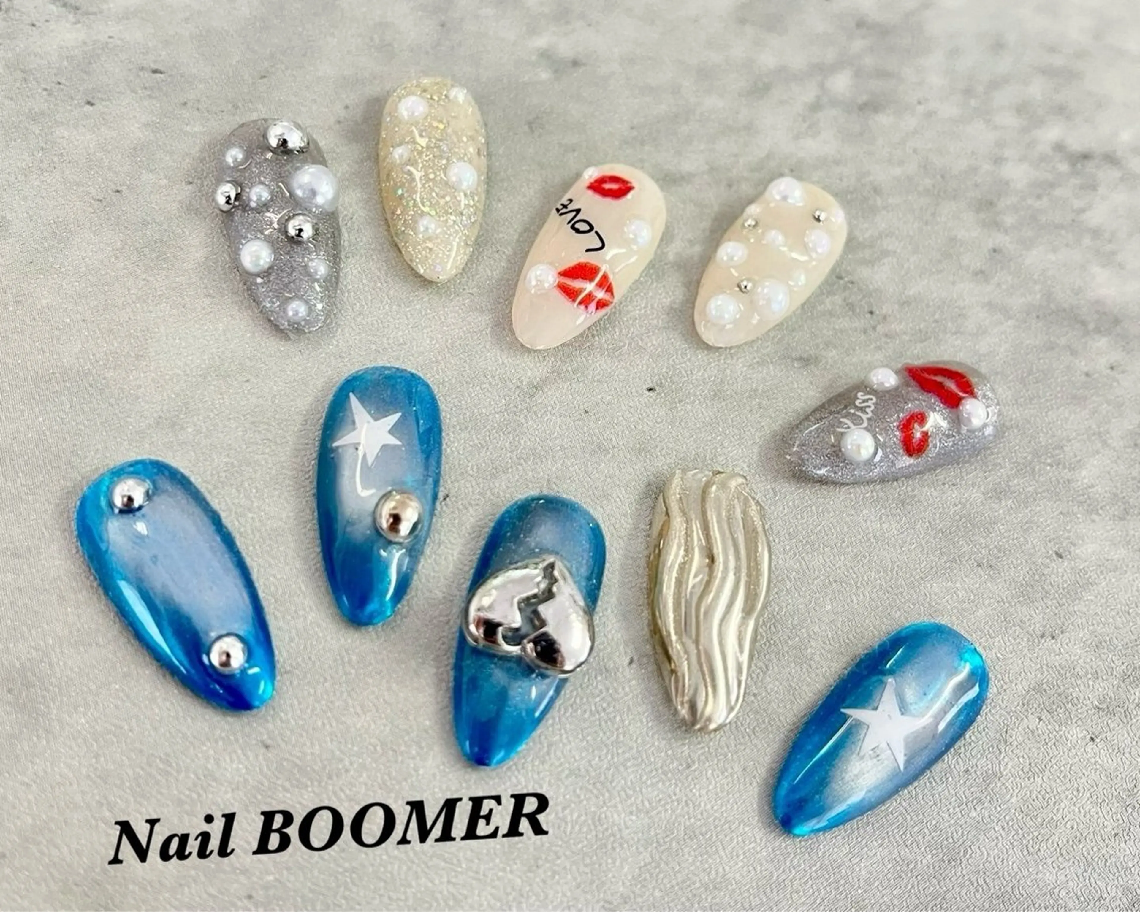 ネイル ハンドネイル フットネイル ネイル ブーマーのネイルデザイン
