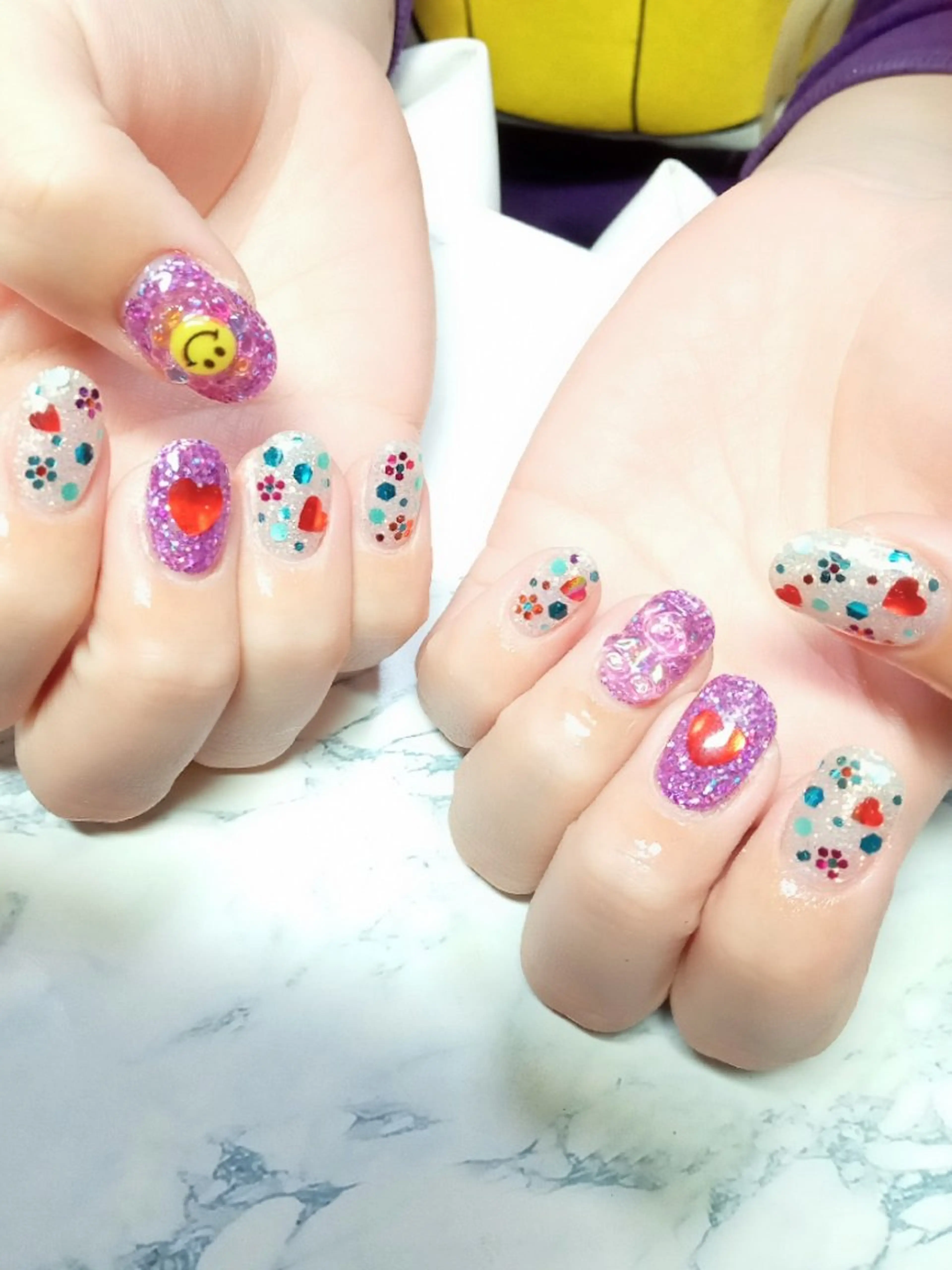 ネイル フラワーネイル ジェルネイル ガーリー ハート ホログラムネイル ハンドネイル flure de neige yukiのネイルデザイン