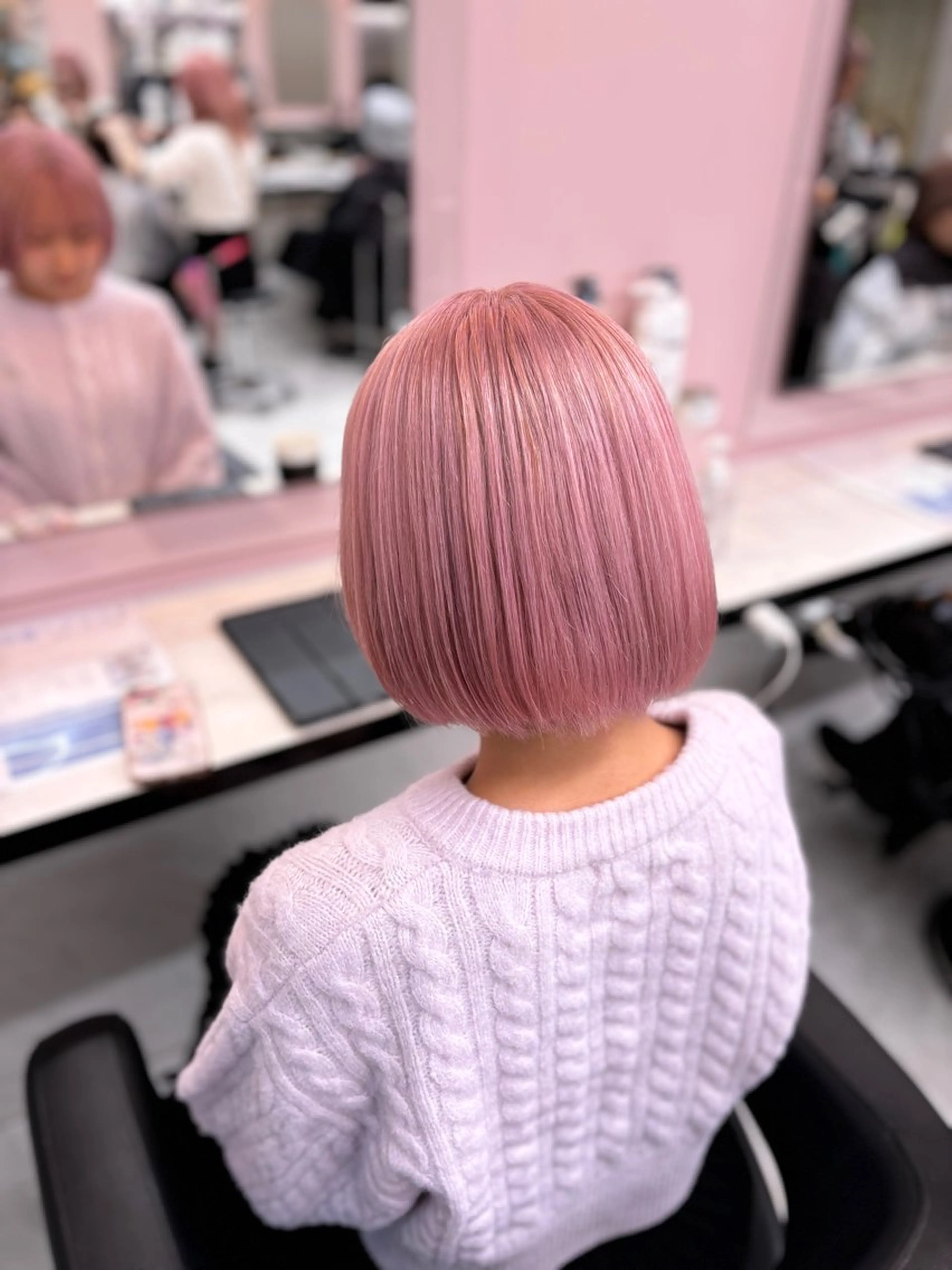 ショート カラー ダブルカラー ピンクカラー 髪質改善 トリートメント 💙ハイトーン韓国風 色白ヘア💙manaのヘアスタイル