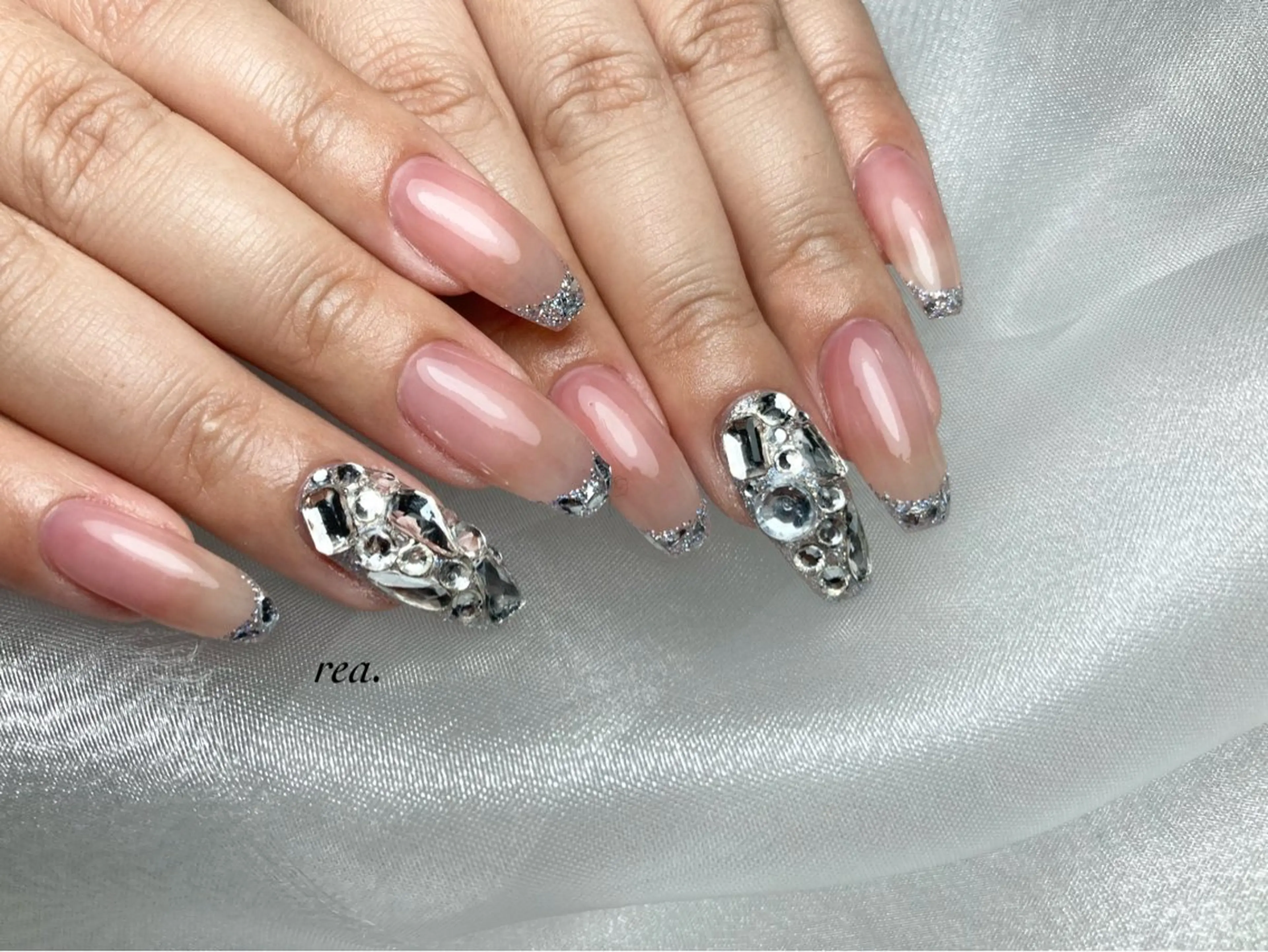 ネイル ハンドネイル フットネイル rea .のネイルデザイン