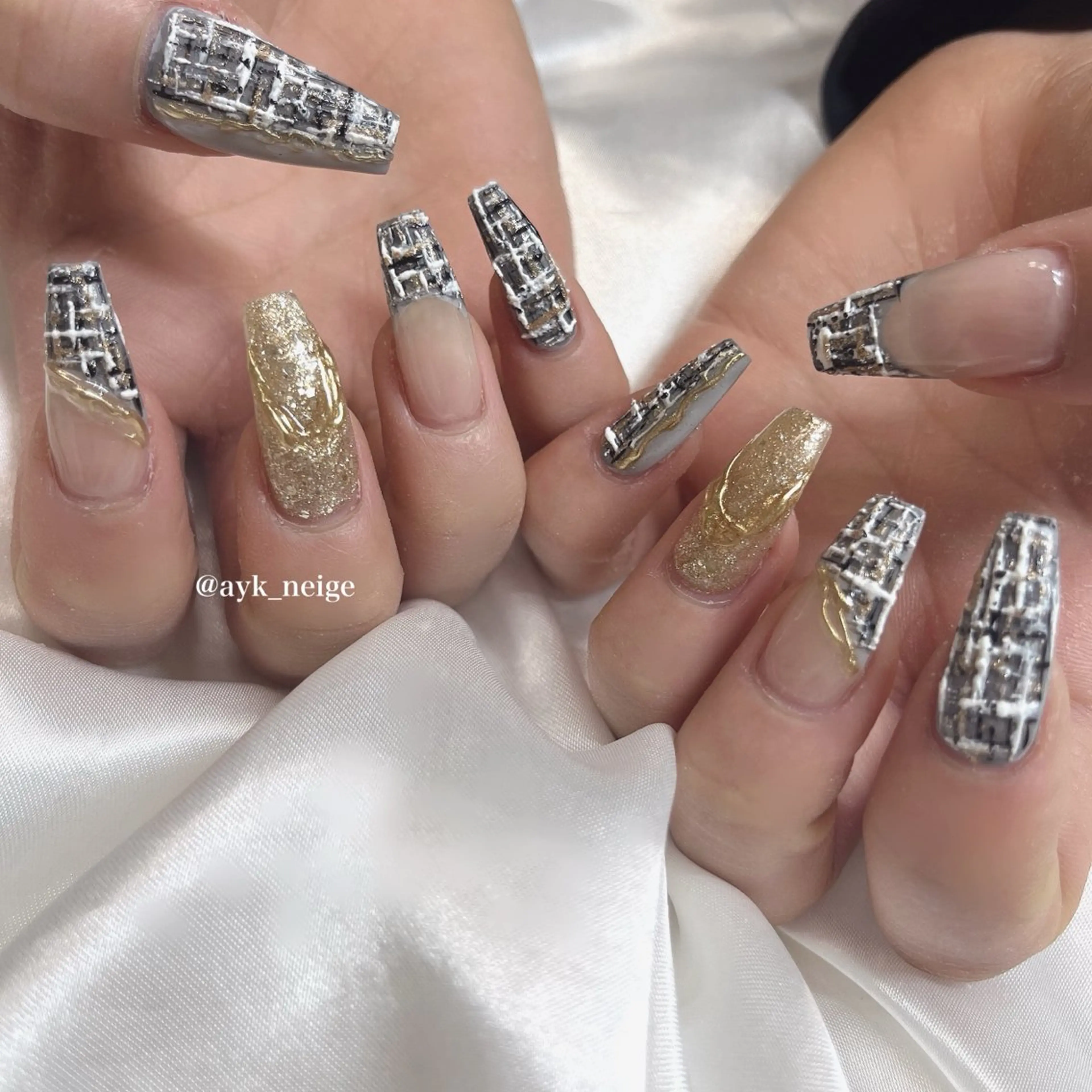 ネイル フットネイル キラキラネイル 韓国ネイル リボン シンプルネイル n'eige nail所属・大谷 綾香のネイルデザイン