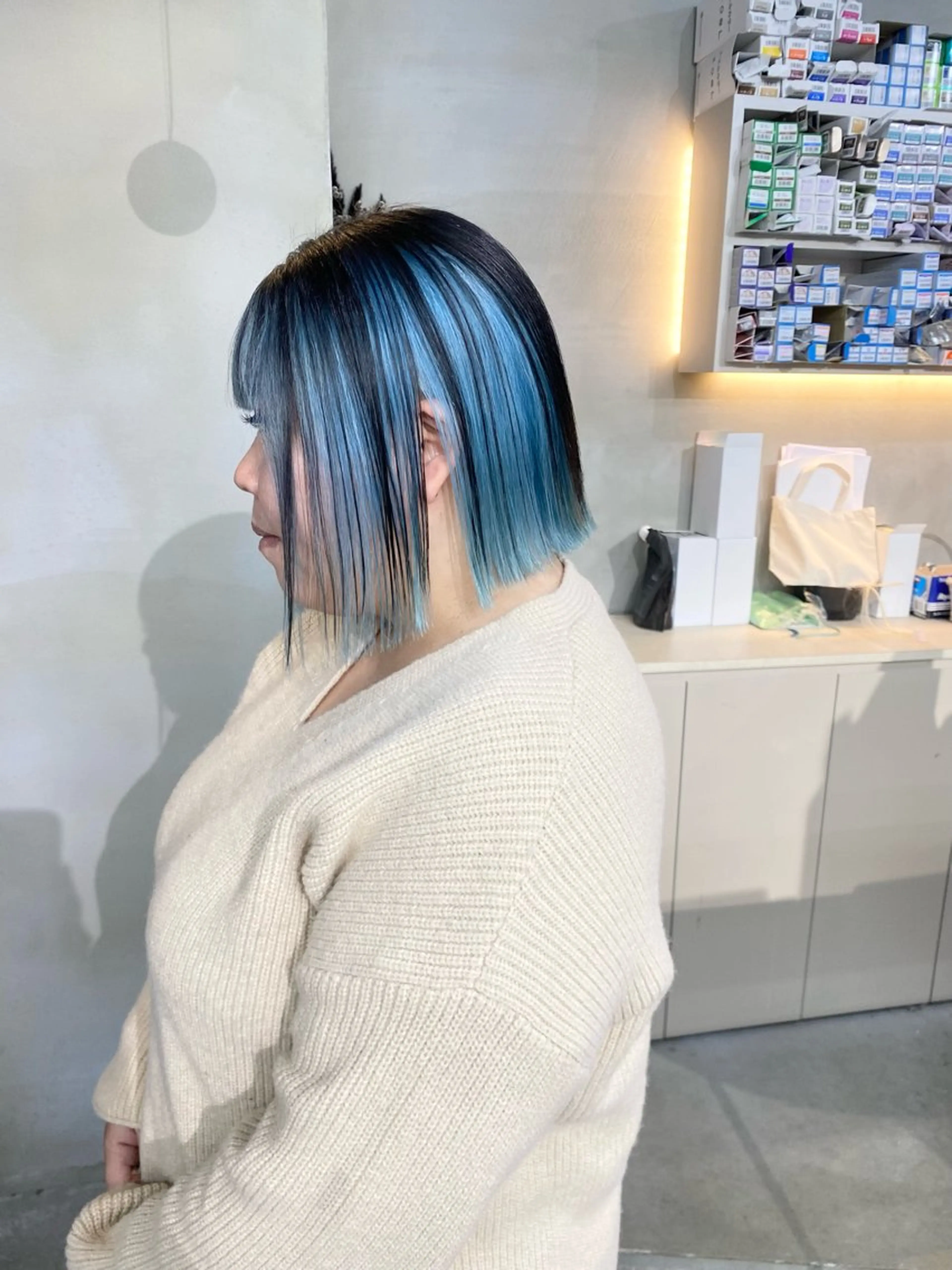 ショート カラー ヘアカラー qulim所属・前橋 姫奈のヘアスタイル