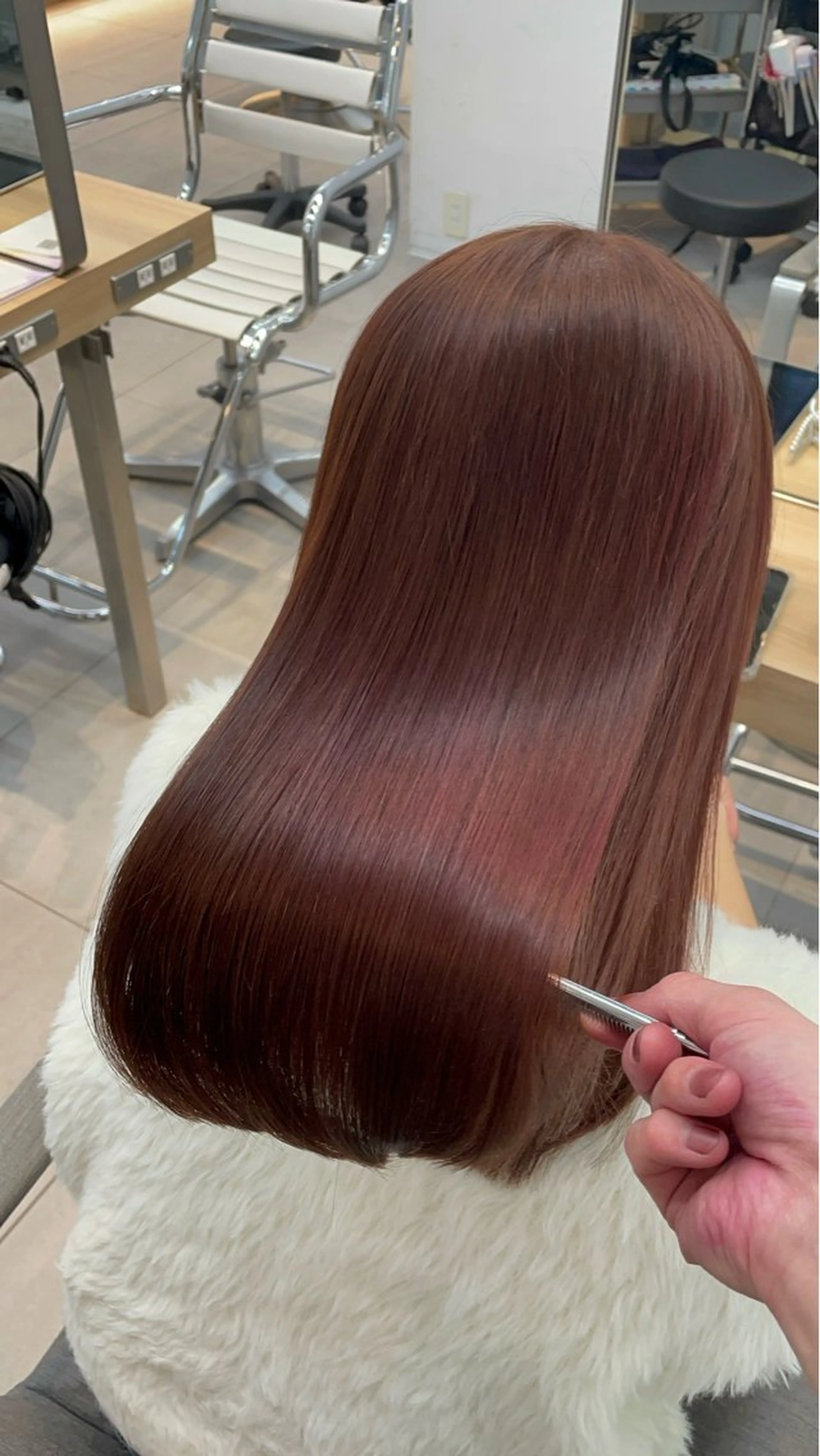 セミロング カラー 髪質改善 カット ヘアカラー トリートメント ✨髪質改善✨美髪 矯正🫧小泉のヘアスタイル