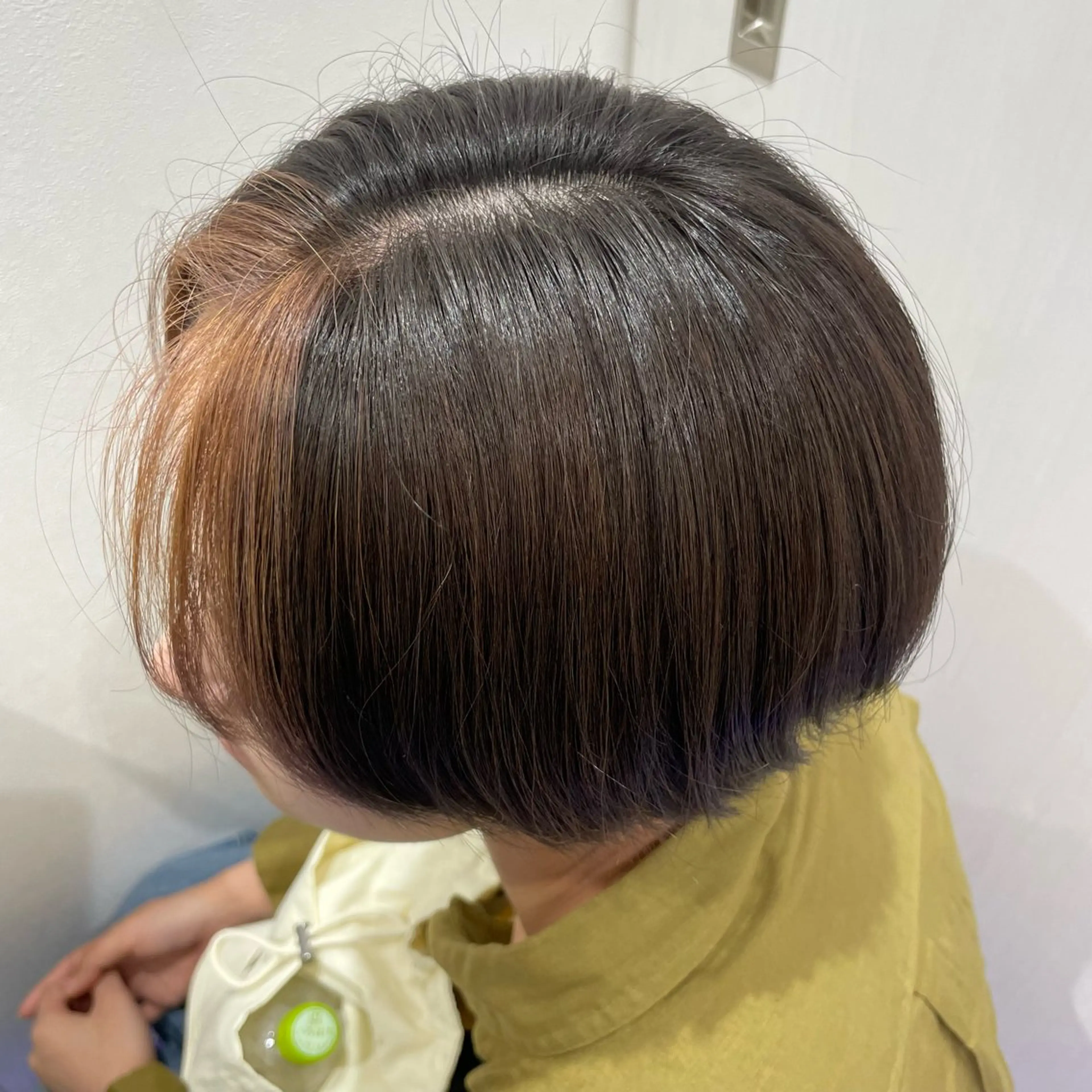 ショート カット ヘアカラー 岩本 彩花のヘアスタイル