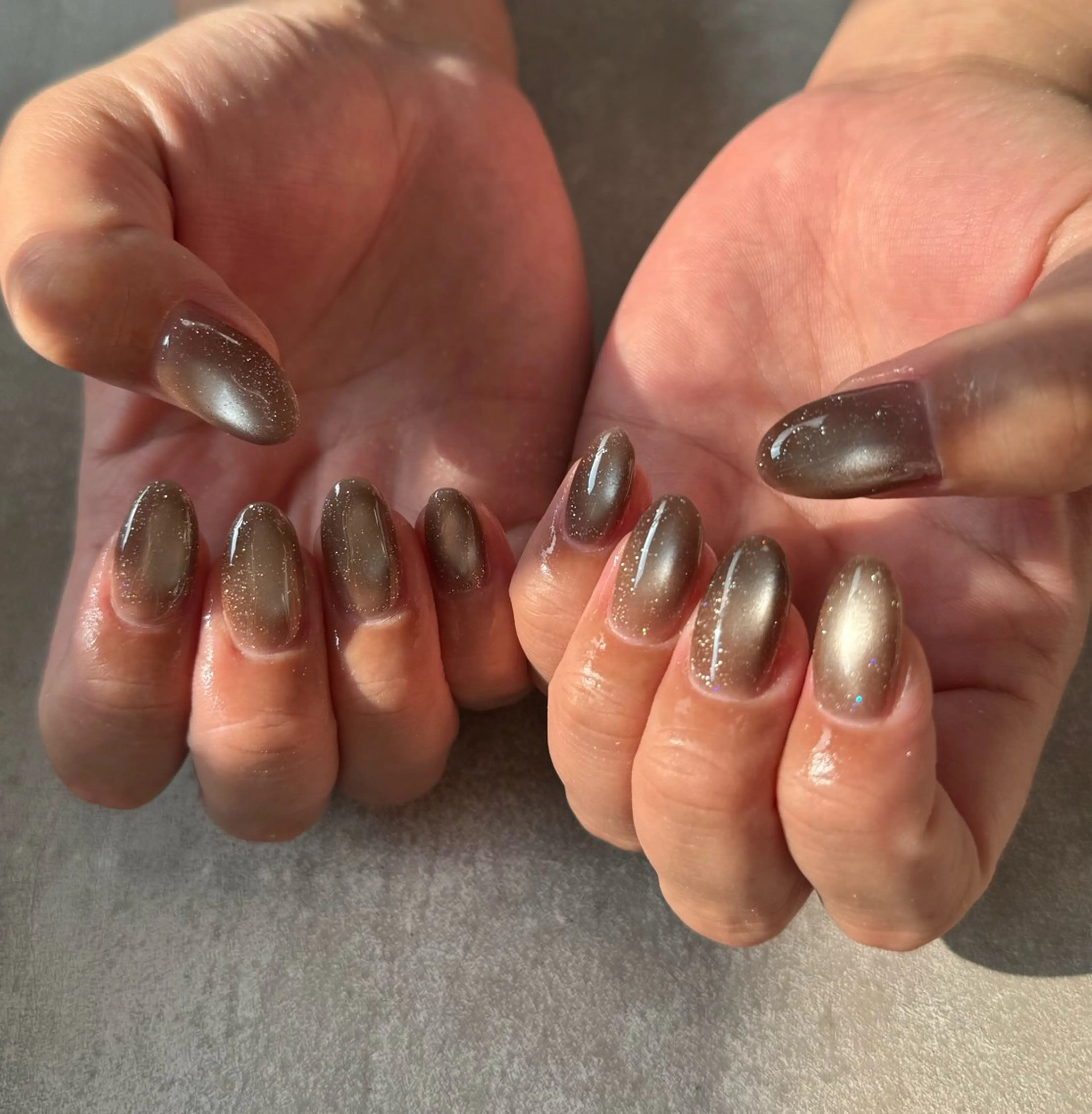 ネイル フラッシュネイル フラッシュマグ ジェルネイル マグネットネイル ワンカラーネイル ハンドネイル nailroom amyのネイルデザイン