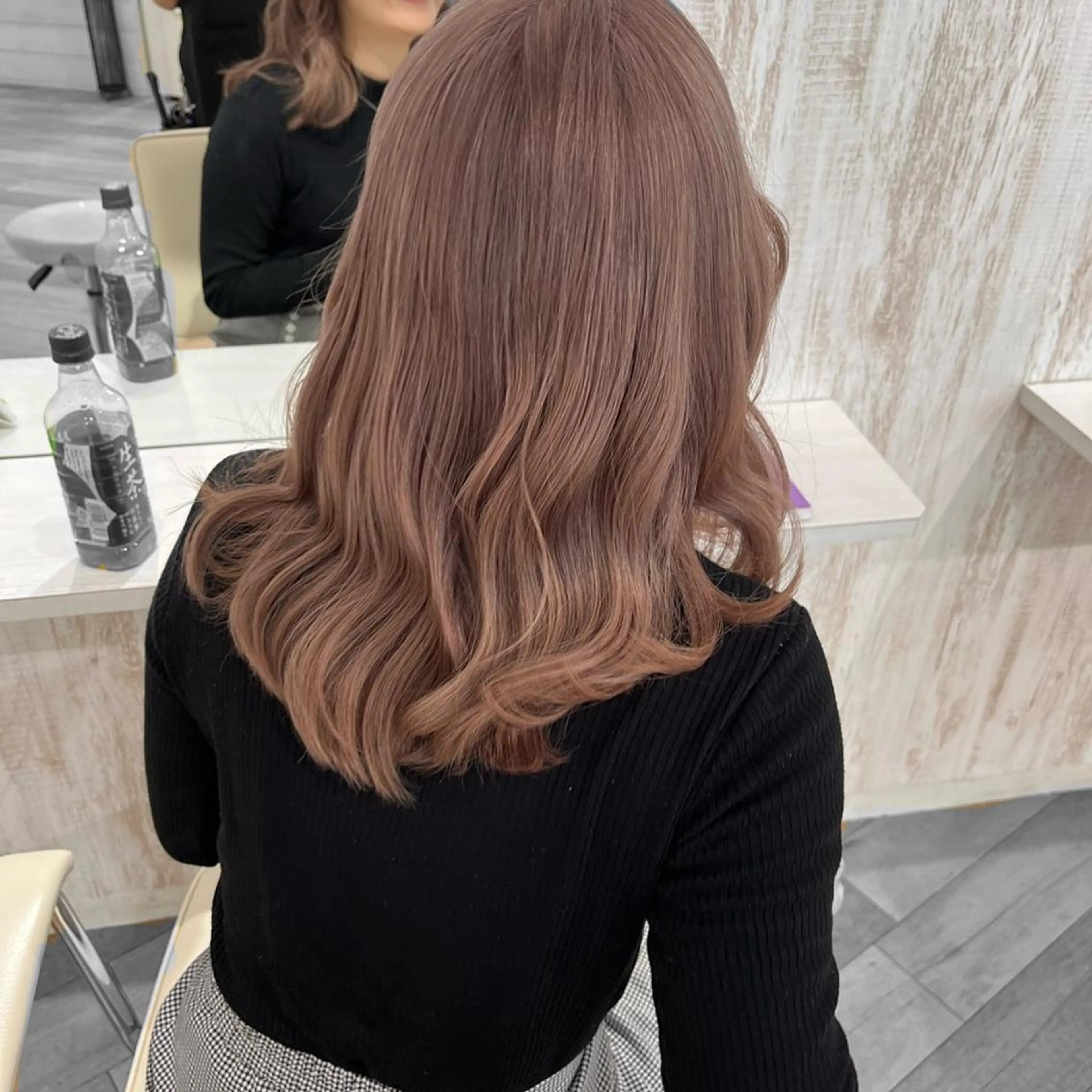 セミロング カラー ベージュカラー ピンクカラー ピンクベージュ 🤎HAZUKI🤎 ハイトーン✨エクステのヘアスタイル