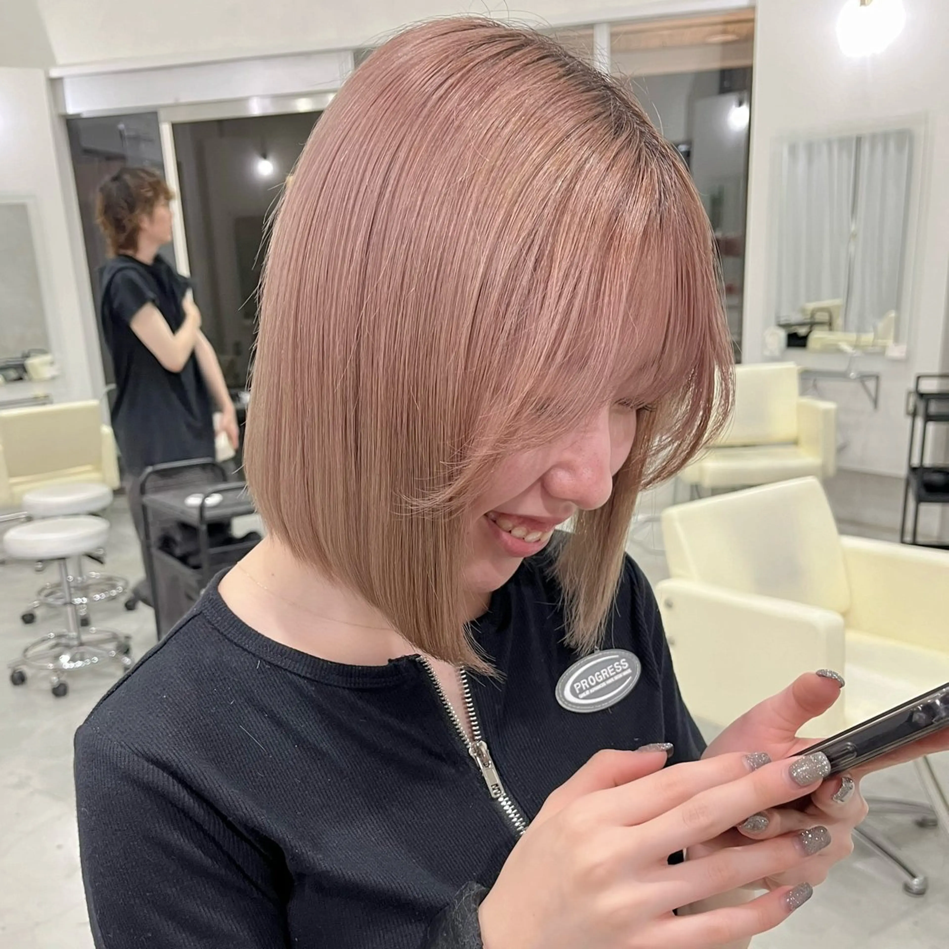 ショート カラー ベージュカラー ブリーチ ハイトーンカラー ピンクカラー ピンクベージュ カット ヘアカラー KUTEN所属・岐阜パーマ/透明感 カラー/Genkiのヘアスタイル
